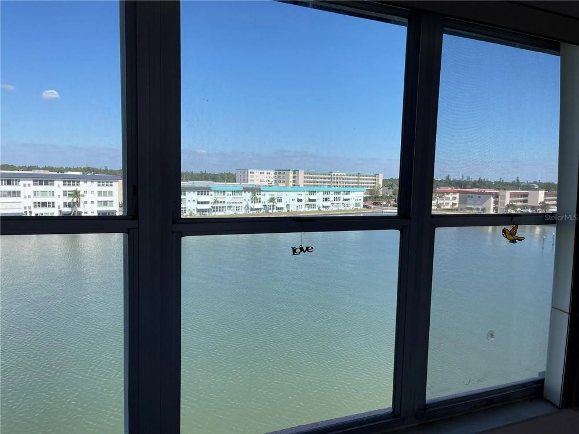 Property Slideshow image 5 of 18 | 6025 shore blvd 509, Gulfport, FL, 33707