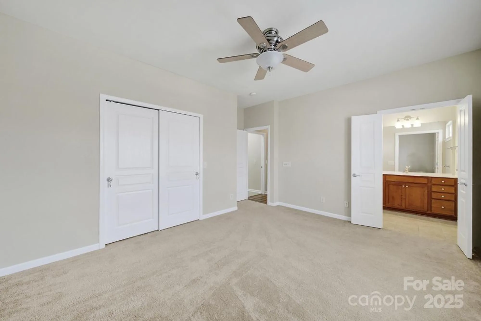 Property Slideshow image 16 of 41 | 28129 song sparrow ln, Fort Mill, SC, 29707