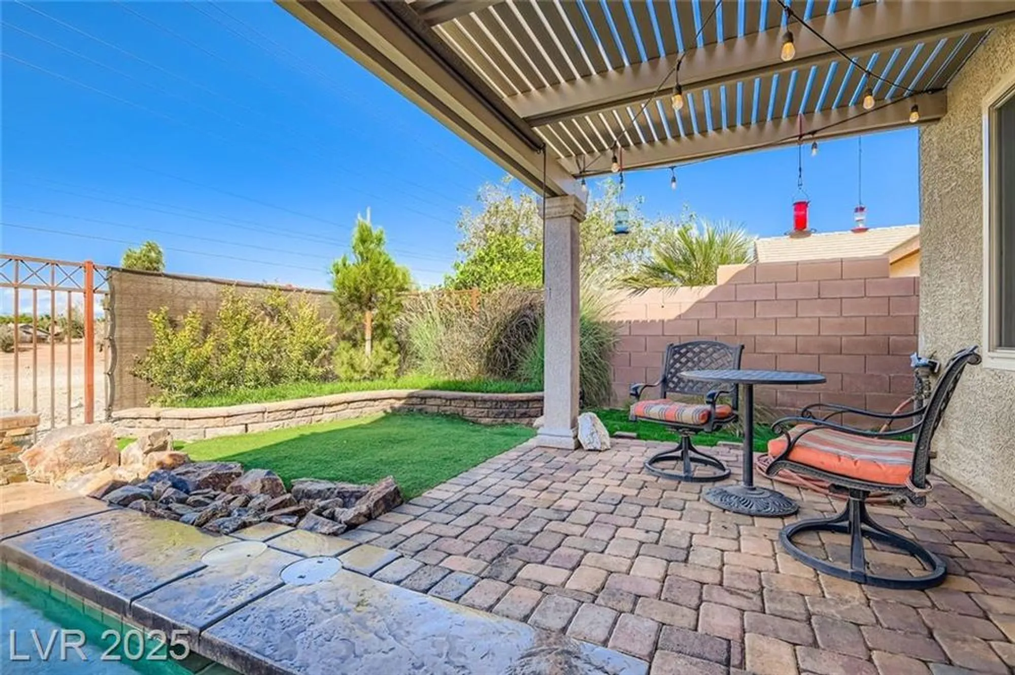 Property Slideshow image 29 of 45 | 3385 blue ribbon downs st, Las Vegas, NV, 89122