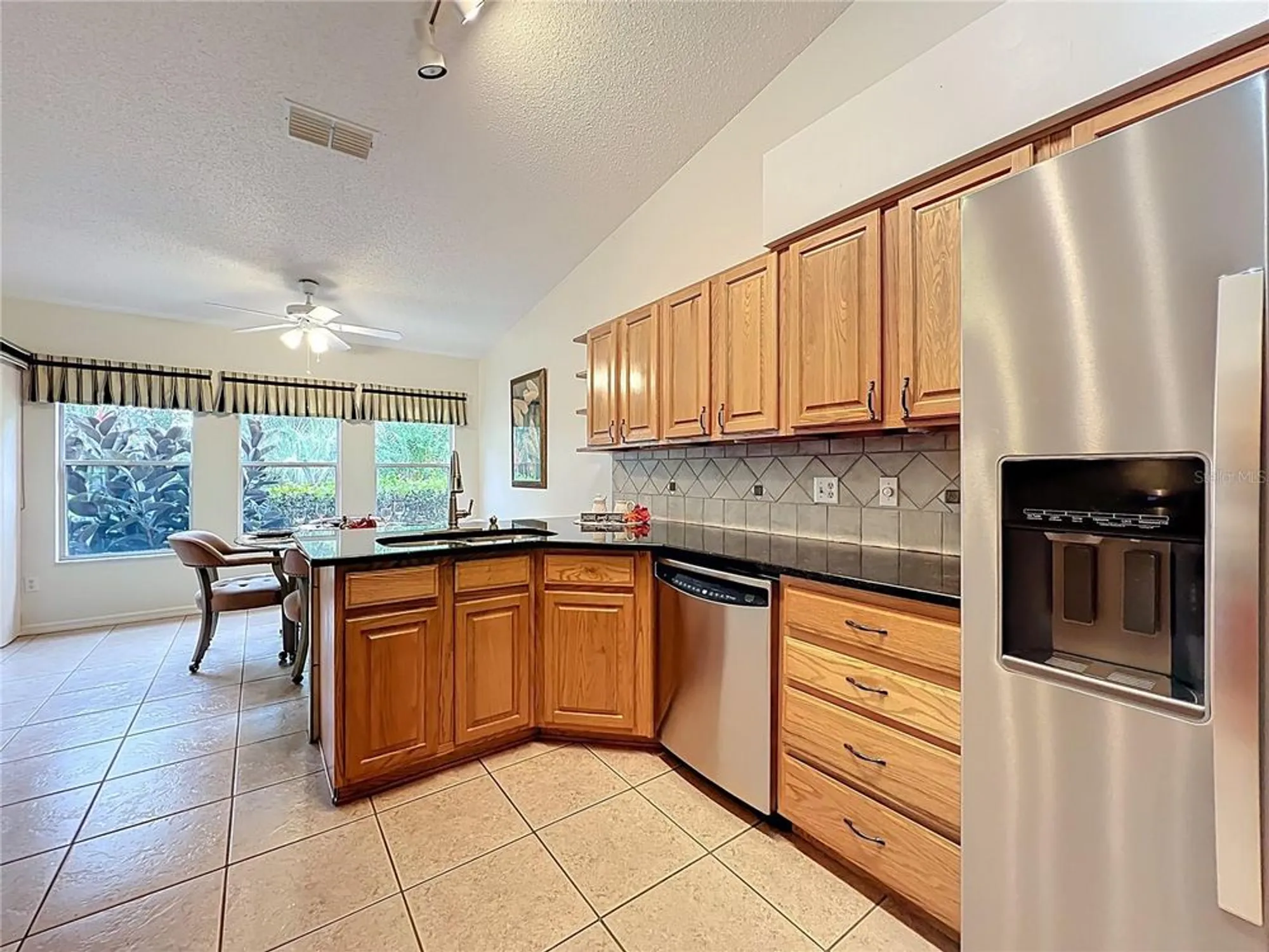 Property Slideshow image 20 of 58 | 5053 el destino dr, Leesburg, FL, 34748