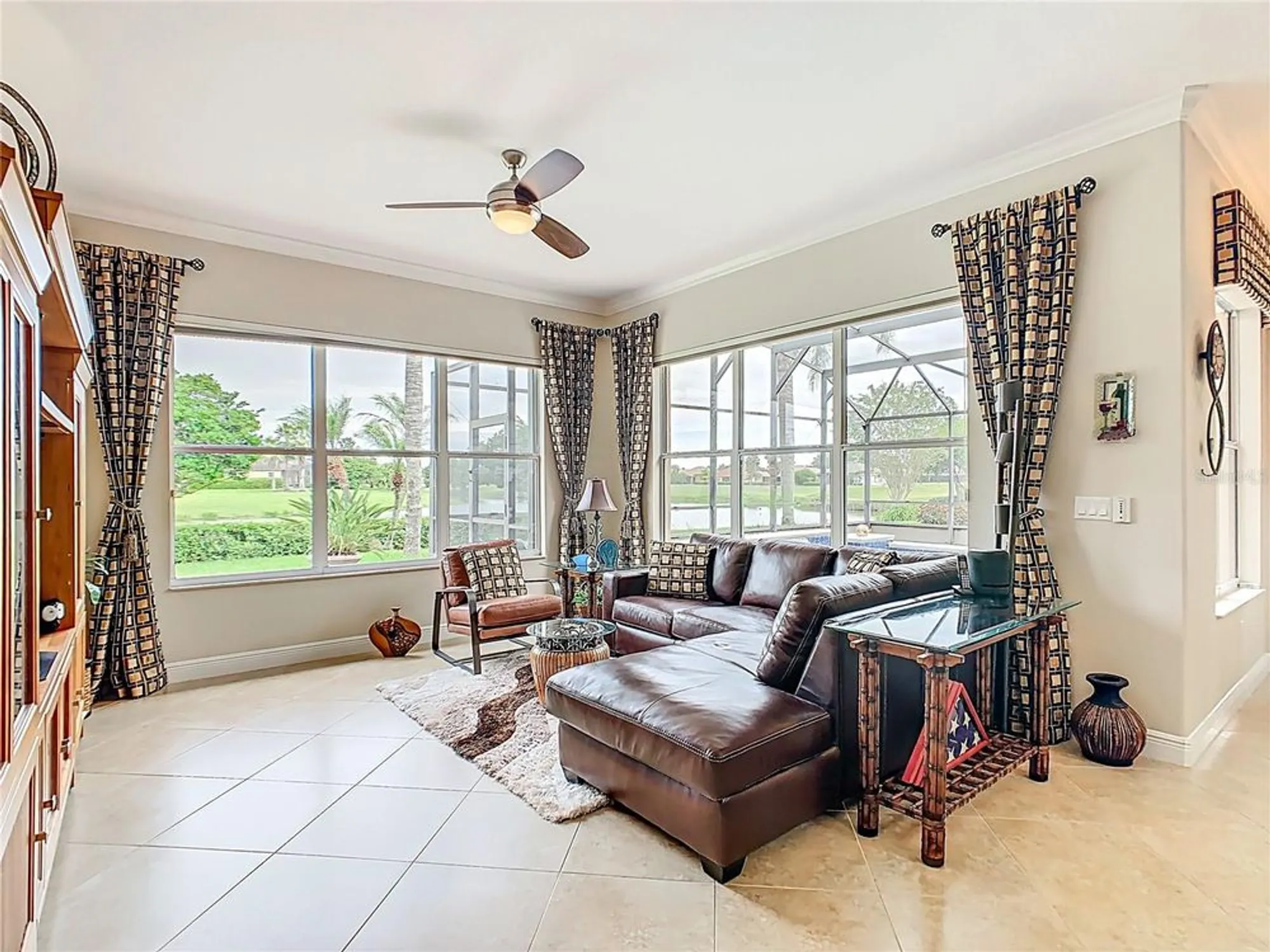 Property Slideshow image 16 of 80 | 317 sorrento rd, Poinciana, FL, 34759