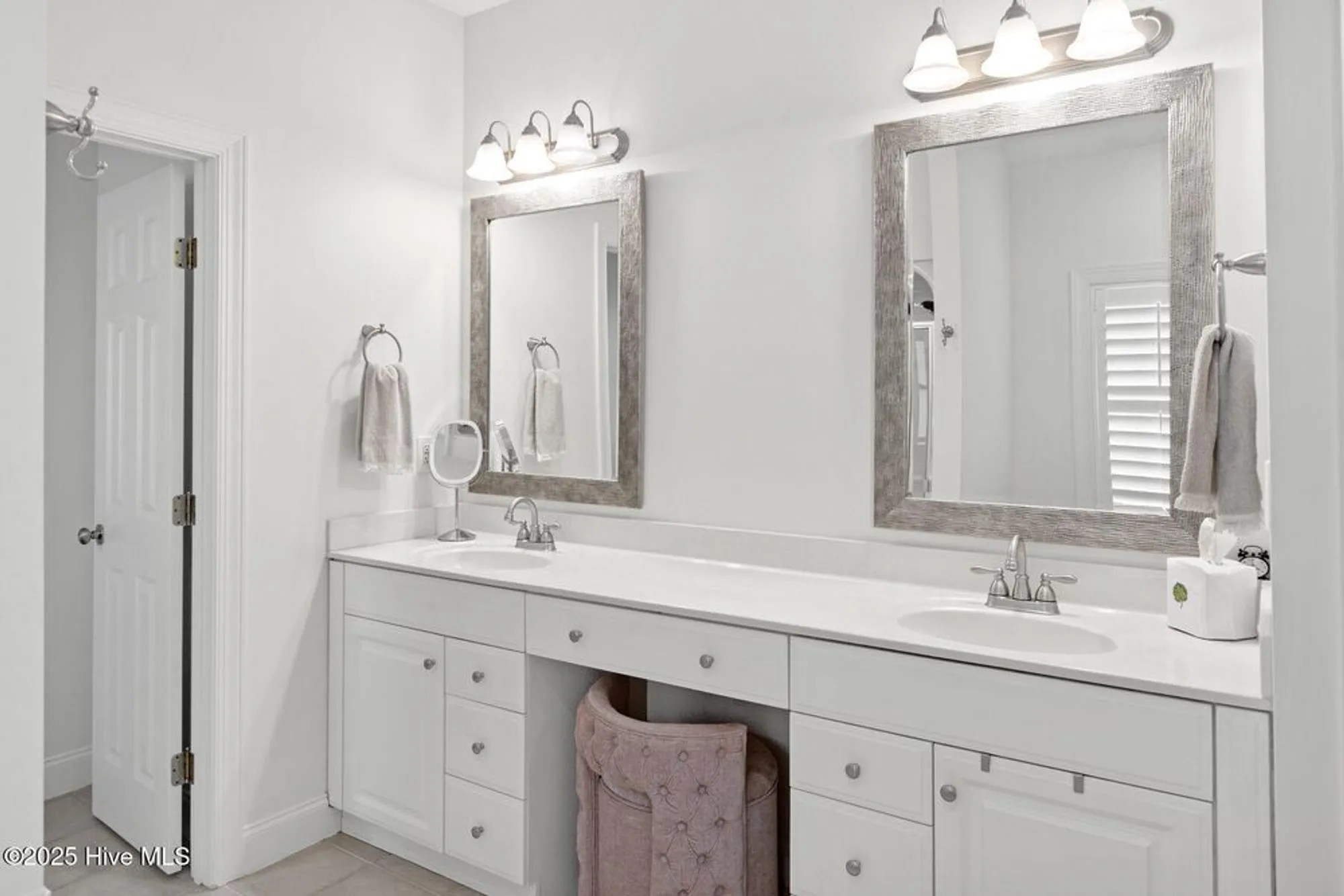 Property Slideshow image 15 of 33 | 1013 wild dunes cir, Wilmington, NC, 28411