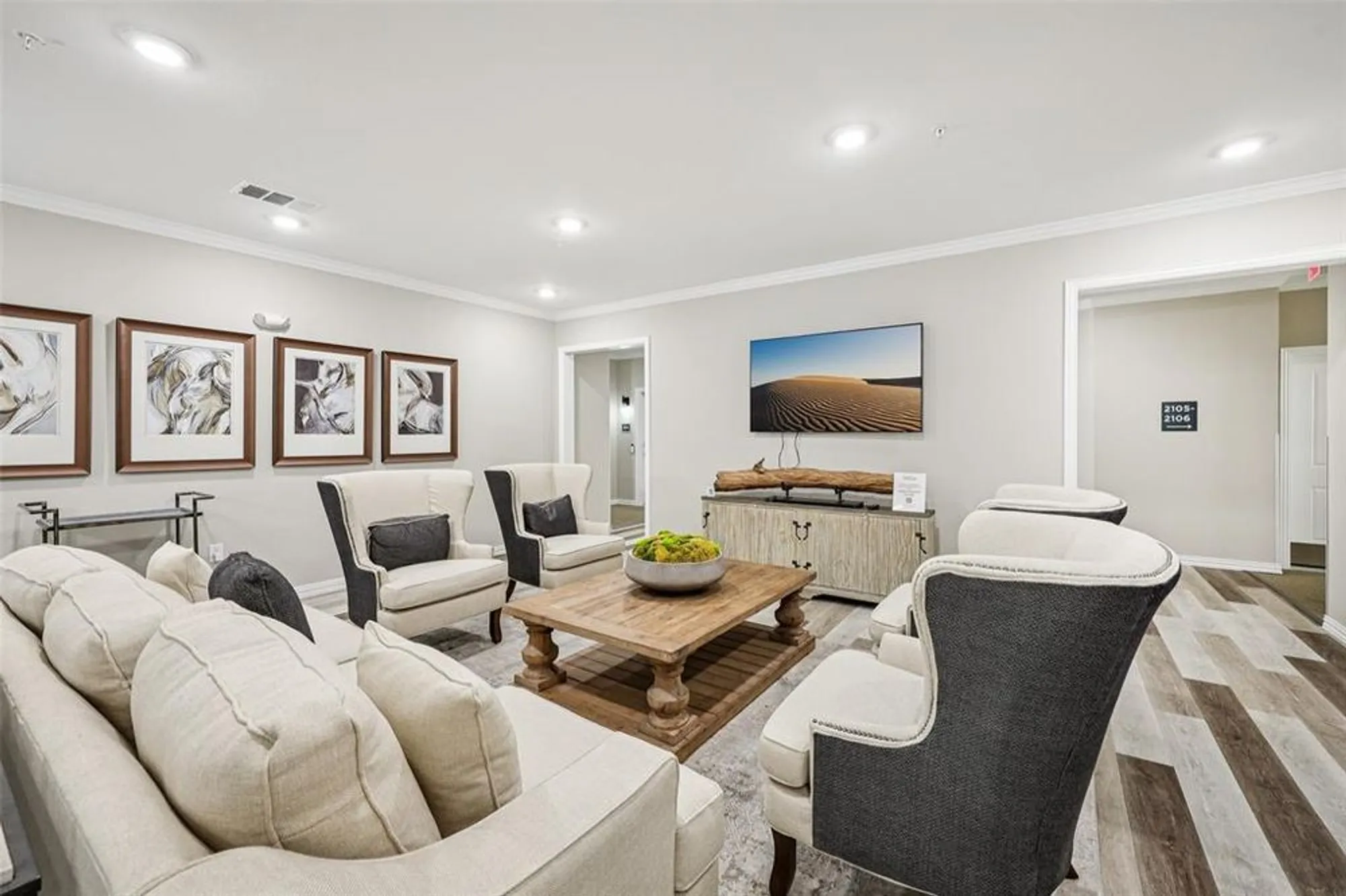 Property Slideshow image 26 of 35 | 1735 wittington pl apt 2203, Dallas, TX, 75234