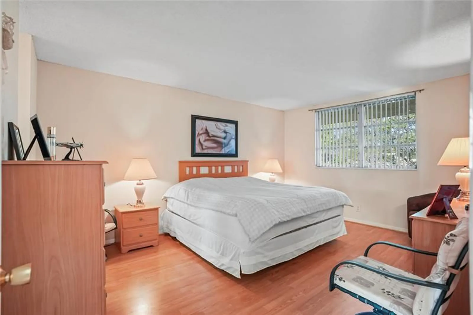 Property Slideshow image 14 of 43 | 3001 nw 46th ave 404, Lauderdale Lakes, FL, 33313