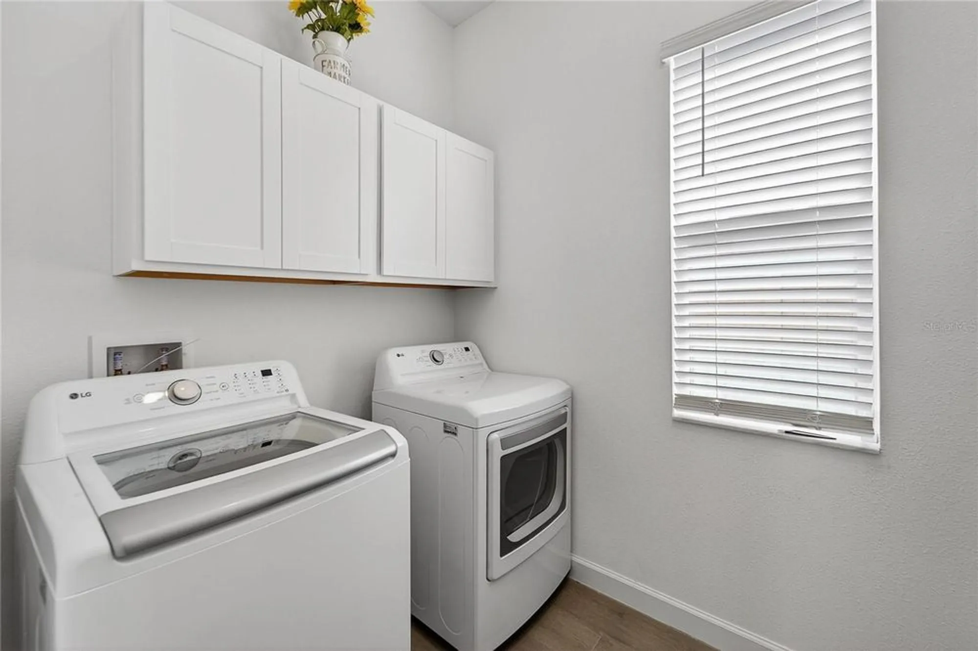 Property Slideshow image 13 of 98 | 17216 scuba crest st, Wimauma, FL, 33598