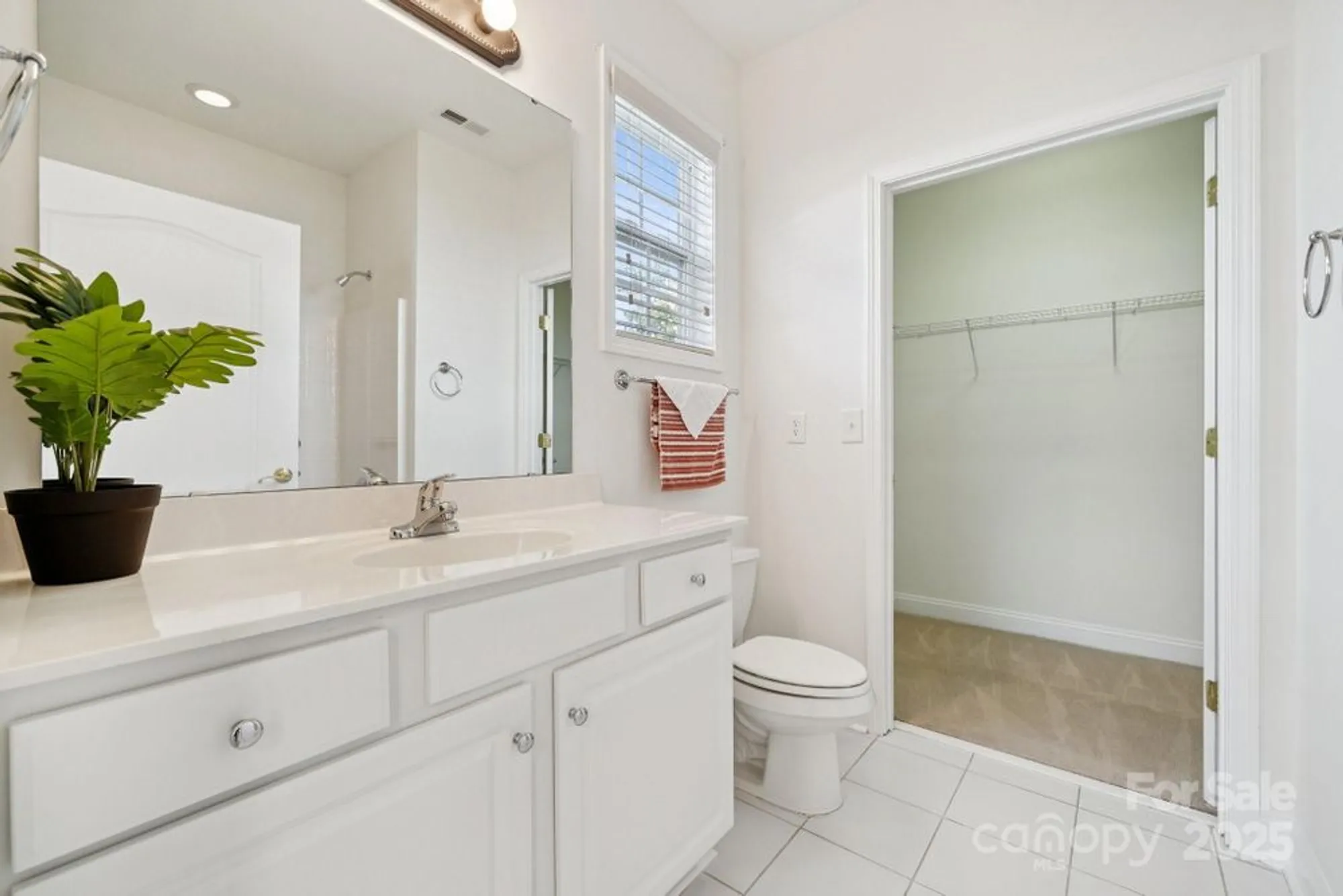 Property Slideshow image 13 of 29 | 10011 bishops gate blvd, Pineville, NC, 28134