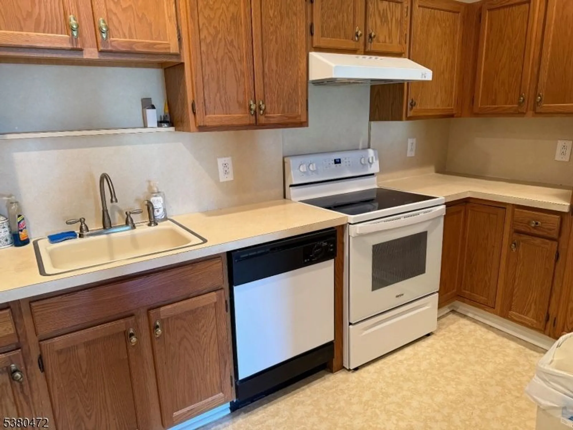 Property Slideshow image 6 of 17 | 2 richmond rd apt 222 222, West Milford, NJ, 07480