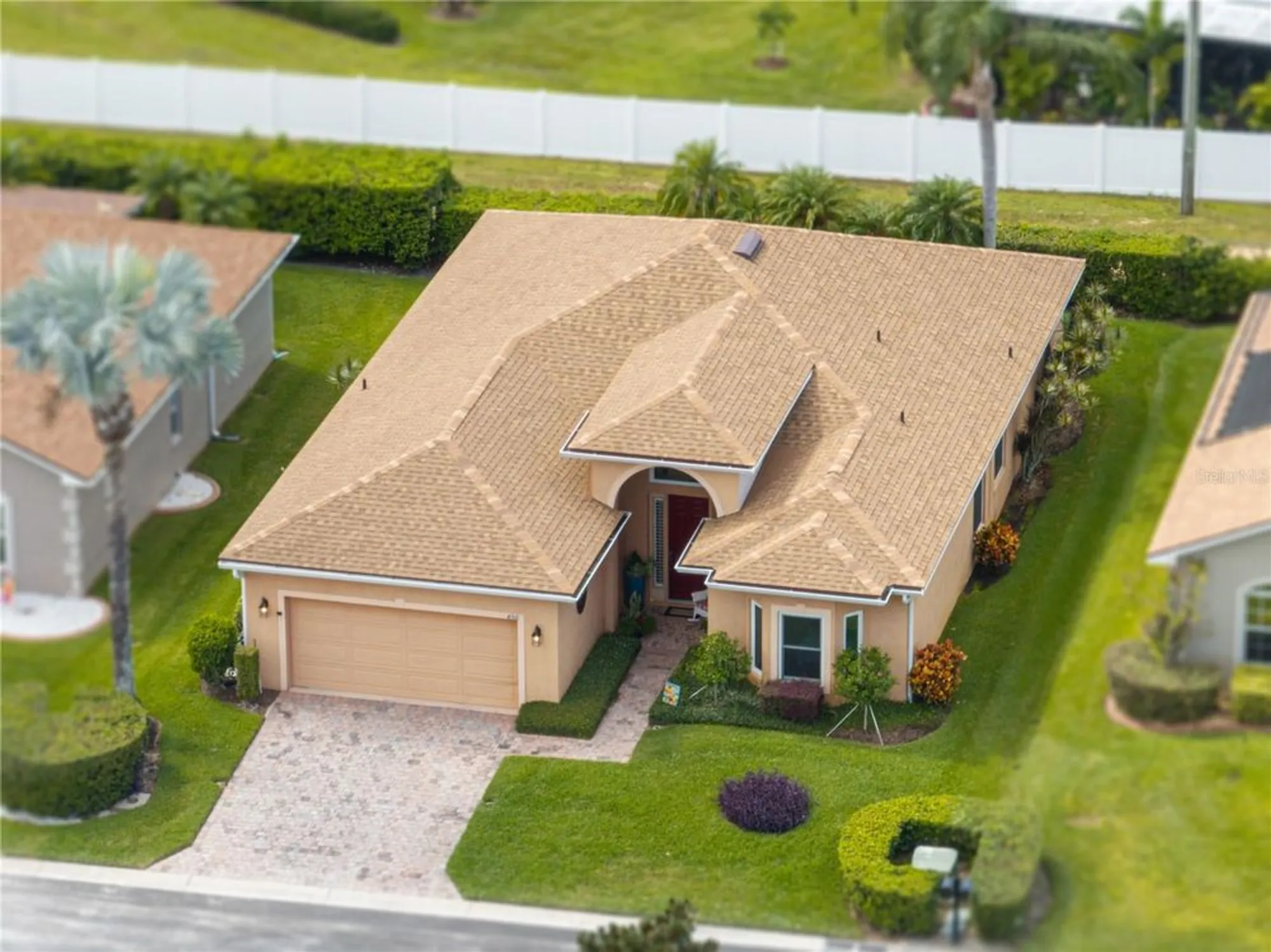 Property Slideshow image 56 of 92 | 4568 turnberry ln, Lake Wales, FL, 33859