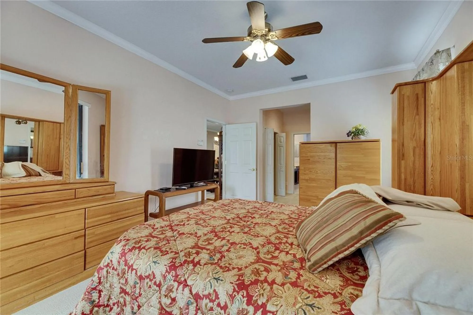 Property Slideshow image 36 of 97 | 144 silver falls dr, Apollo Beach, FL, 33572