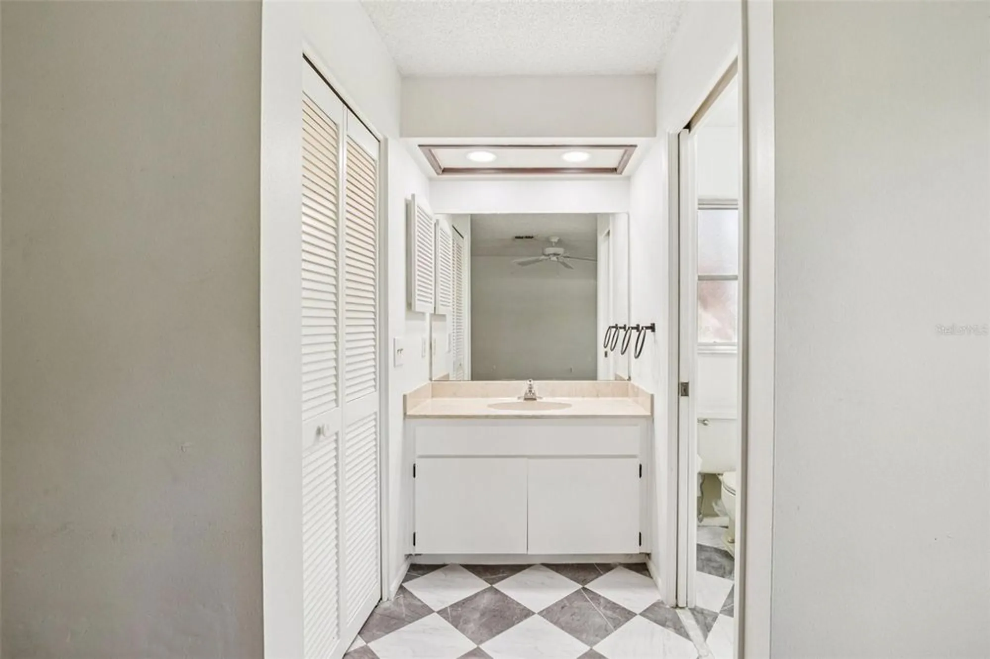 Property Slideshow image 22 of 34 | 11211 rollingwood dr, Port Richey, FL, 34668