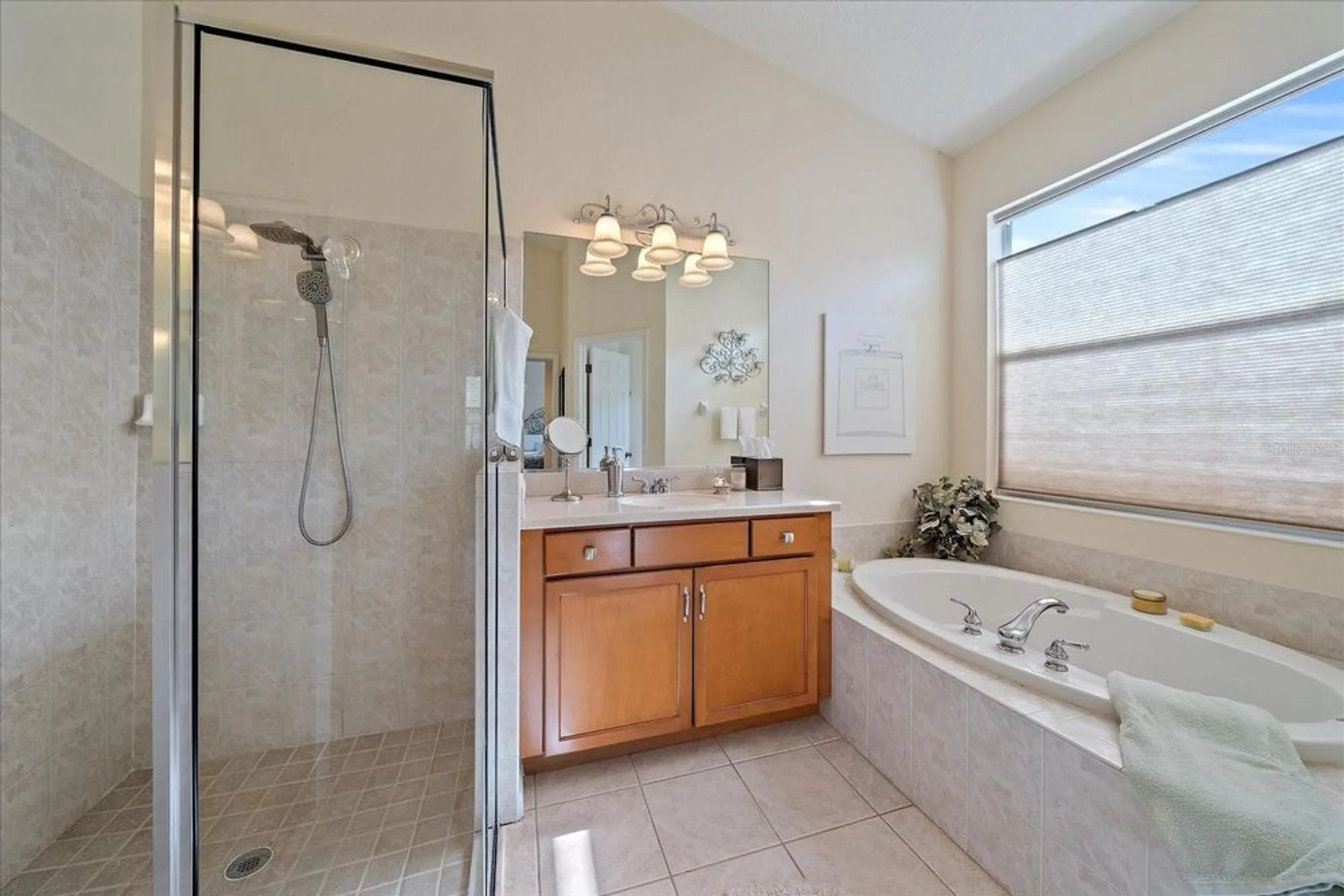 Property Slideshow image 24 of 43 | 6540 tailfeather way, Bradenton, FL, 34203