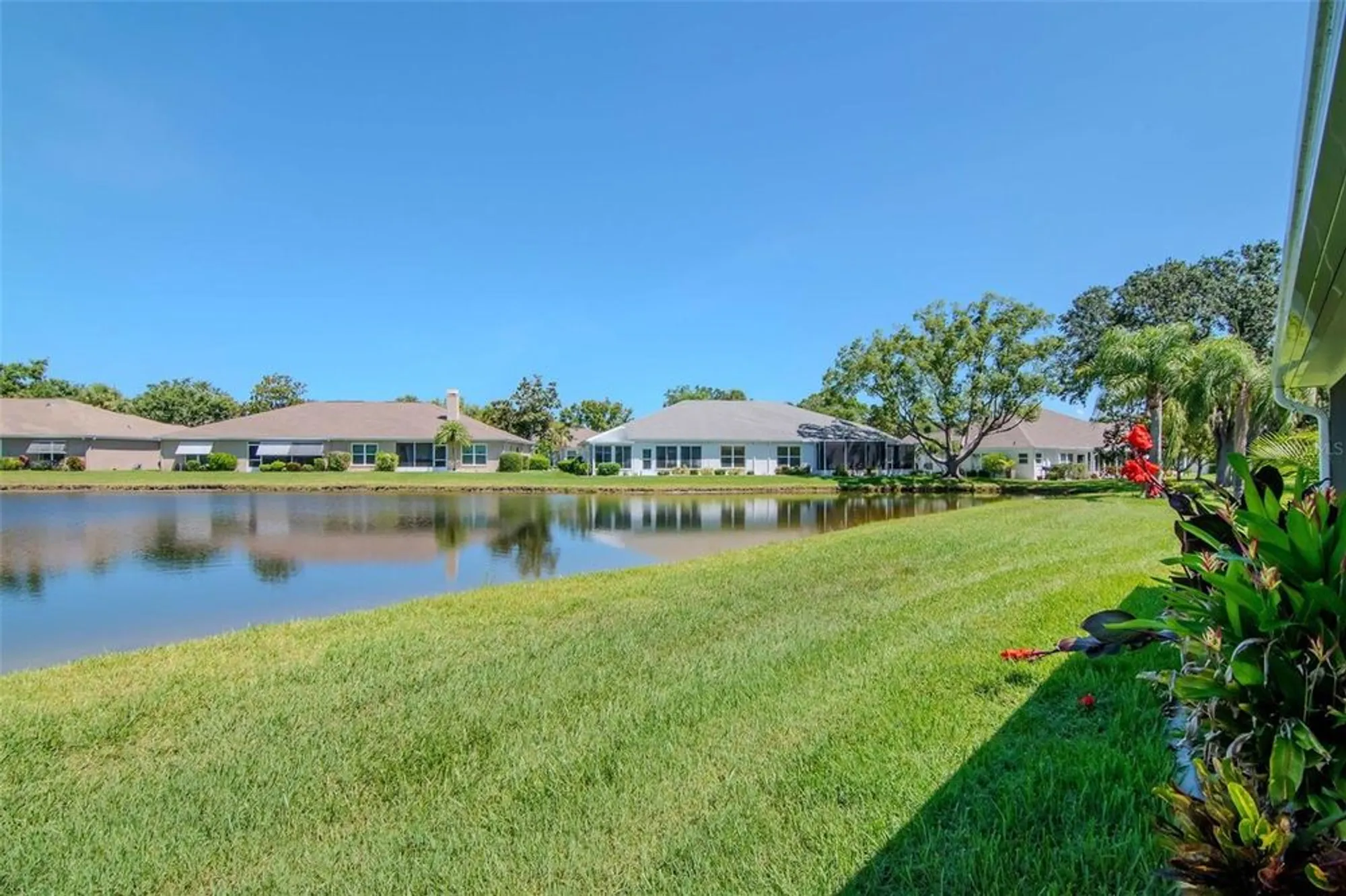 Property Slideshow image 28 of 44 | 717 manchester woods dr # 717, Sun City Center, FL, 33573