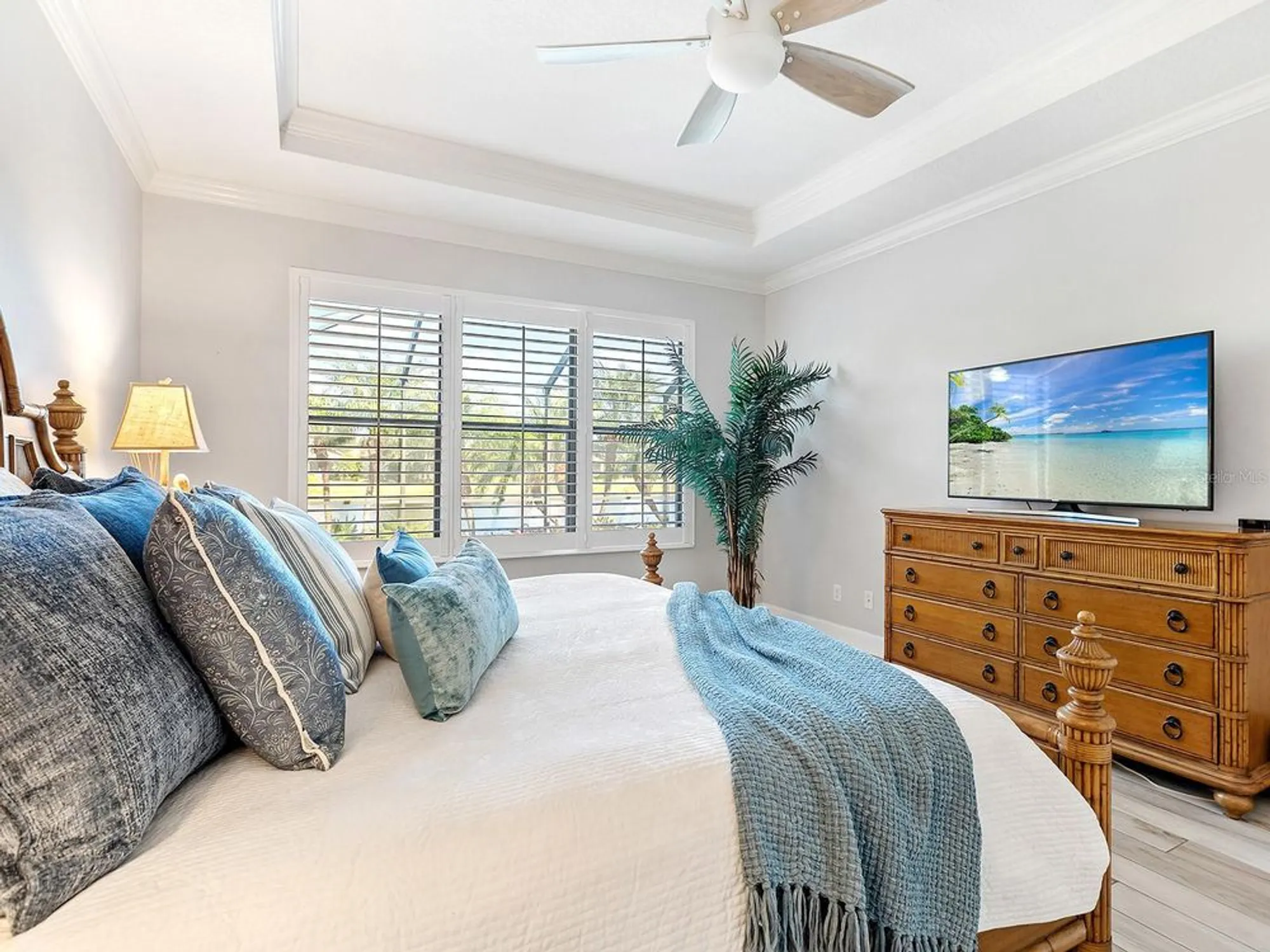 Property Slideshow image 42 of 81 | 12729 fontana loop, Lakewood Ranch, FL, 34211