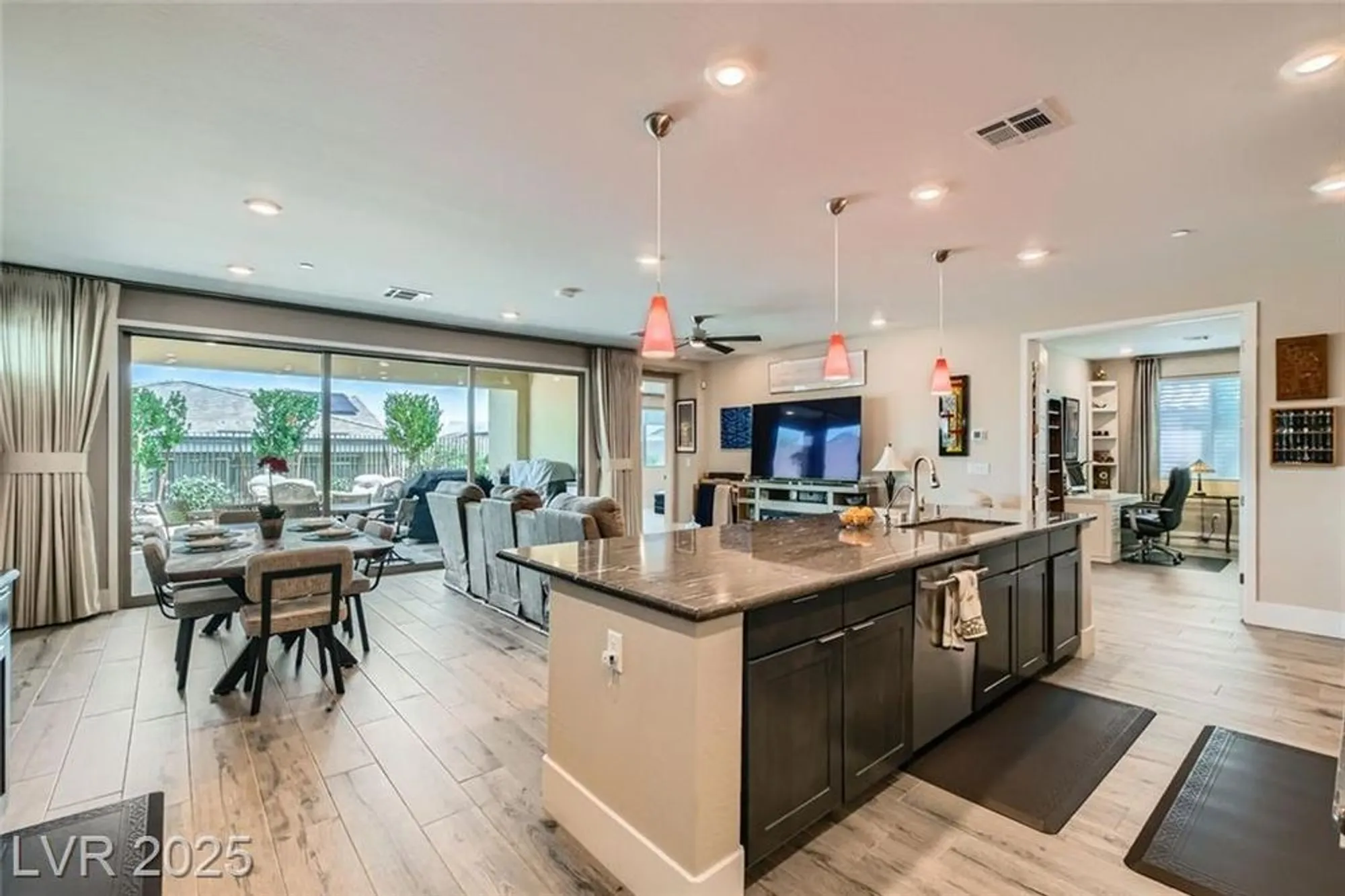 Property Slideshow image 6 of 32 | 9656 balais dr, Las Vegas, NV, 89143