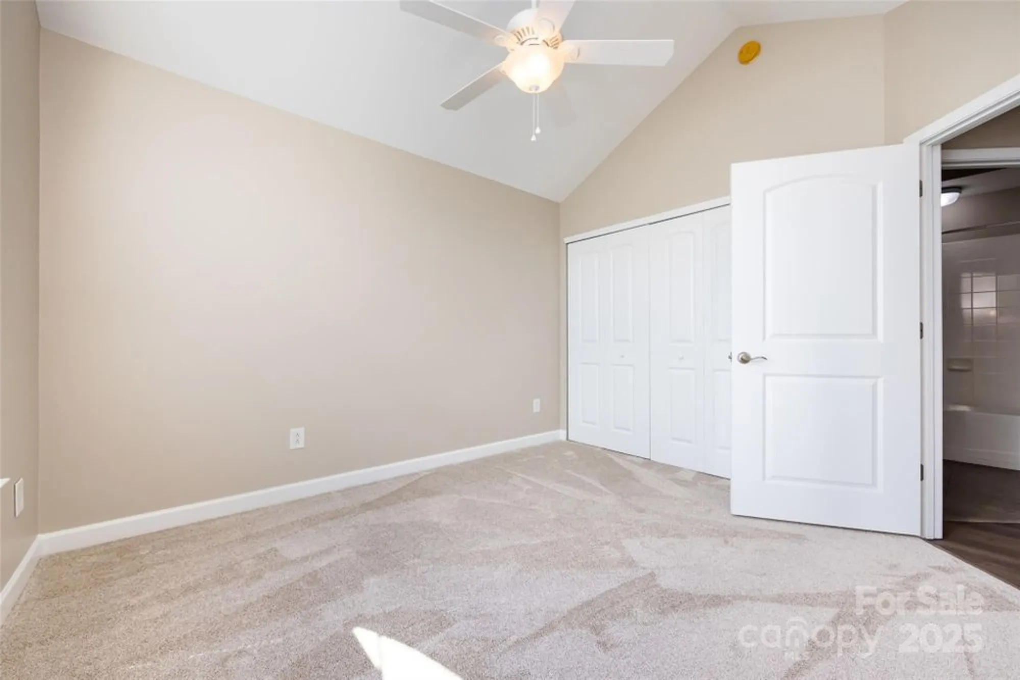 Property Slideshow image 27 of 32 | 4723 polo gate blvd, Charlotte, NC, 28216