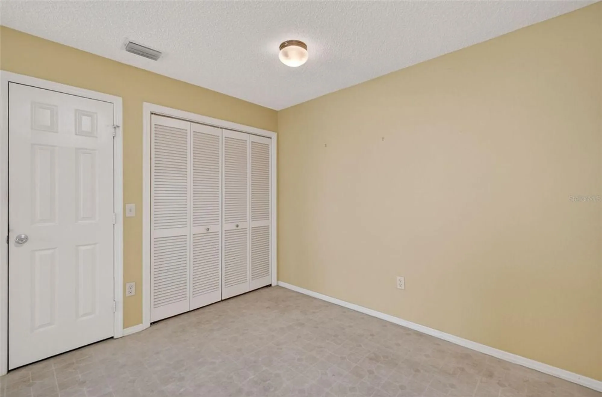 Property Slideshow image 6 of 35 | 2475 laurel bay ln, The Villages, FL, 32162