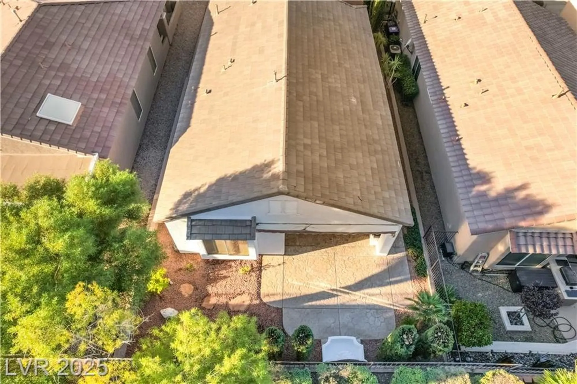 Property Slideshow image 44 of 52 | 2810 meadow park ave, Henderson, NV, 89052