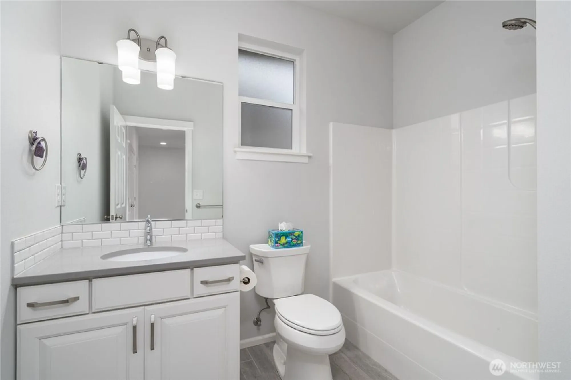 Property Slideshow image 32 of 39 | 945 alpine view dr, Mount Vernon, WA, 98274