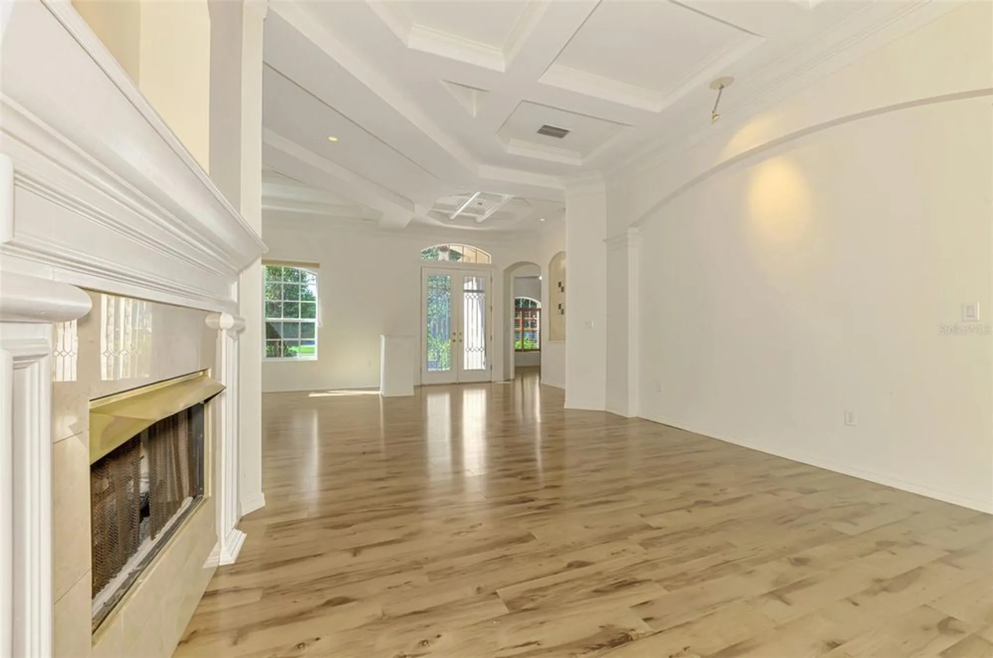 Property Slideshow image 12 of 79 | 4889 carrington cir, Sarasota, FL, 34243