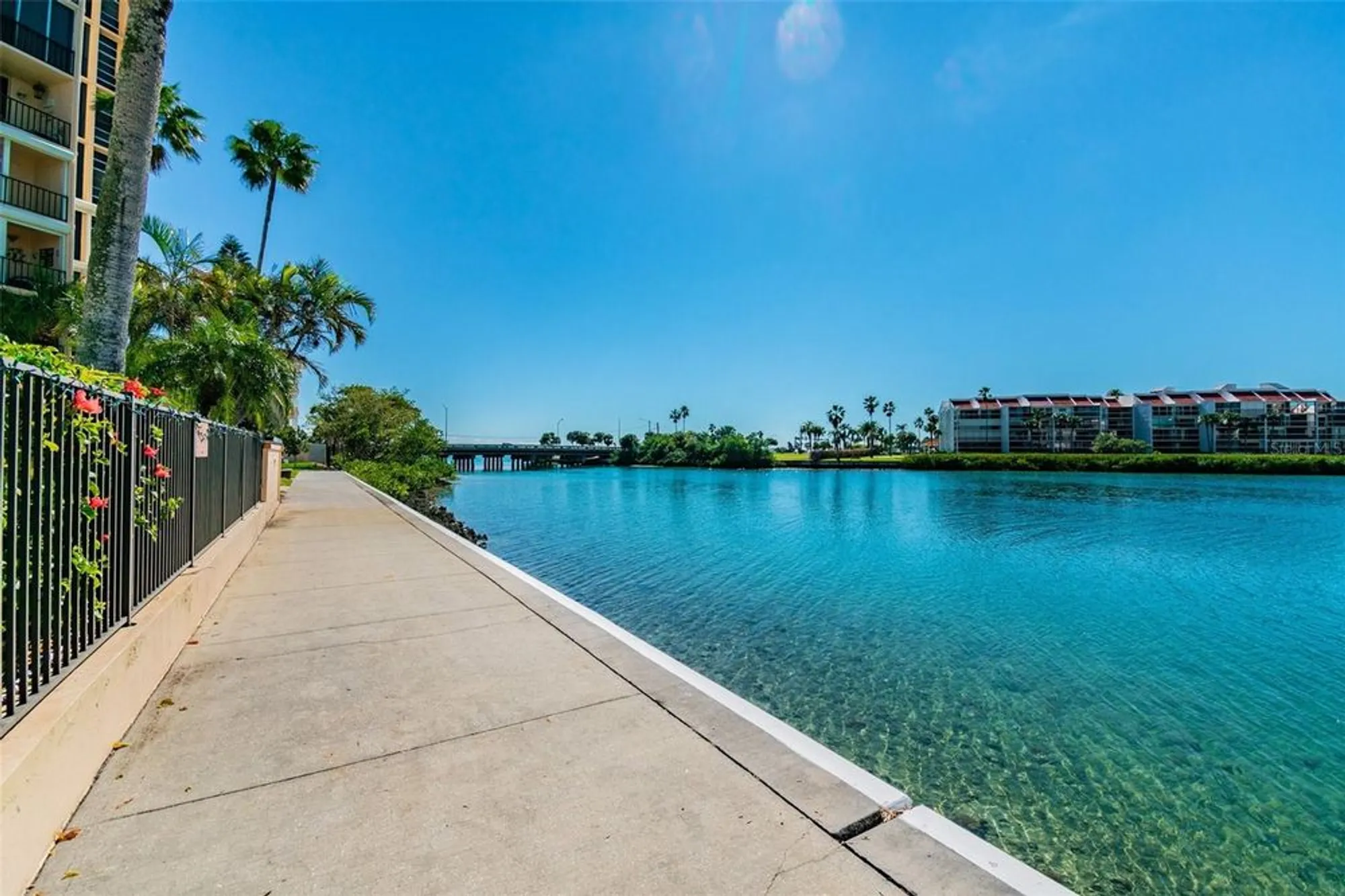 Property Slideshow image 65 of 93 | 7400 sun island dr 207, South Pasadena, FL, 33707