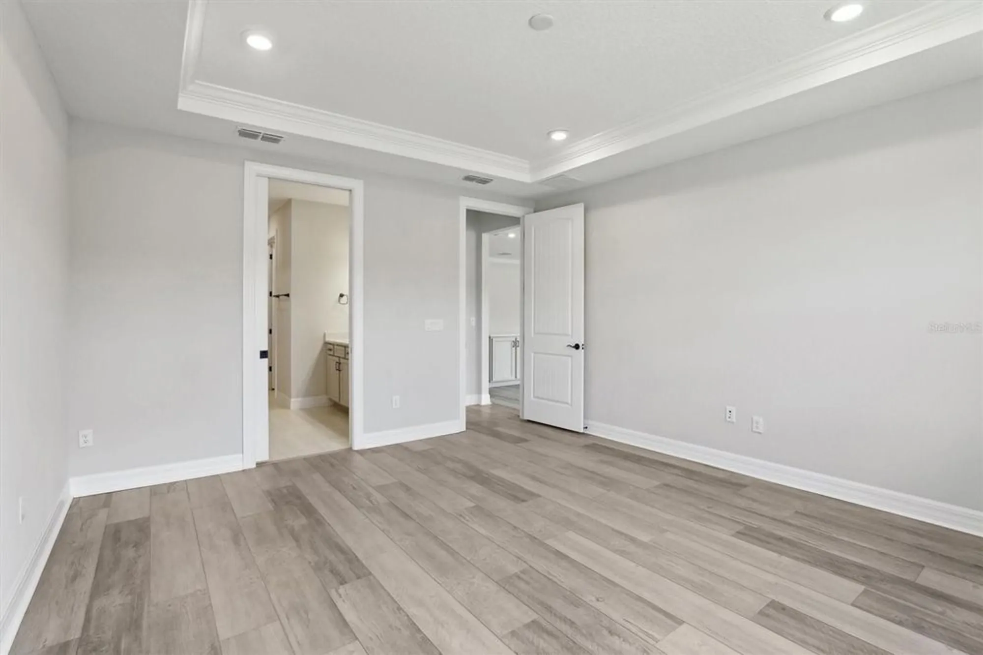 Property Slideshow image 18 of 37 | 2797 top hill ct, Minneola, FL, 34715