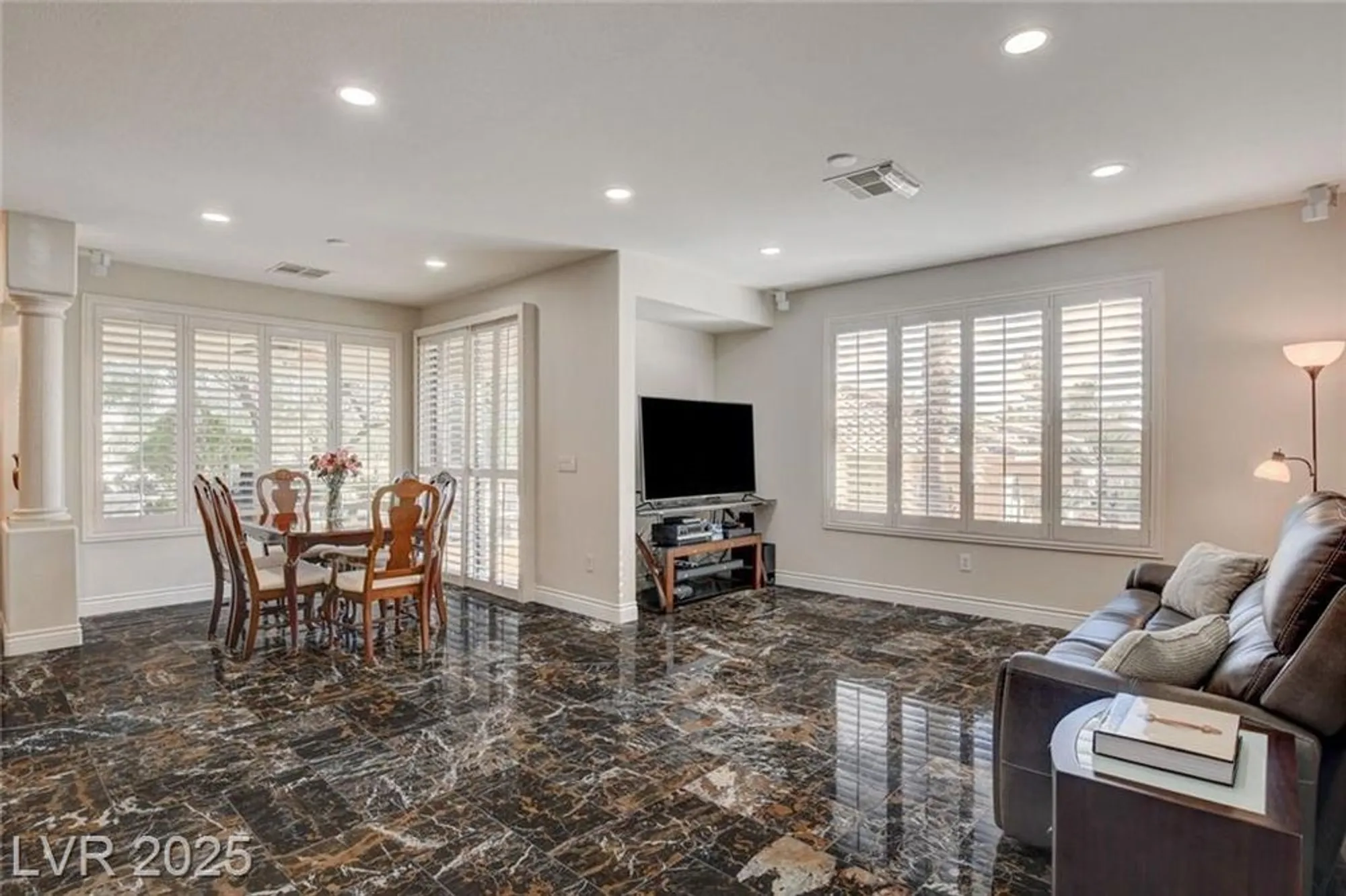 Property Slideshow image 5 of 47 | 10237 andante ct, Las Vegas, NV, 89135