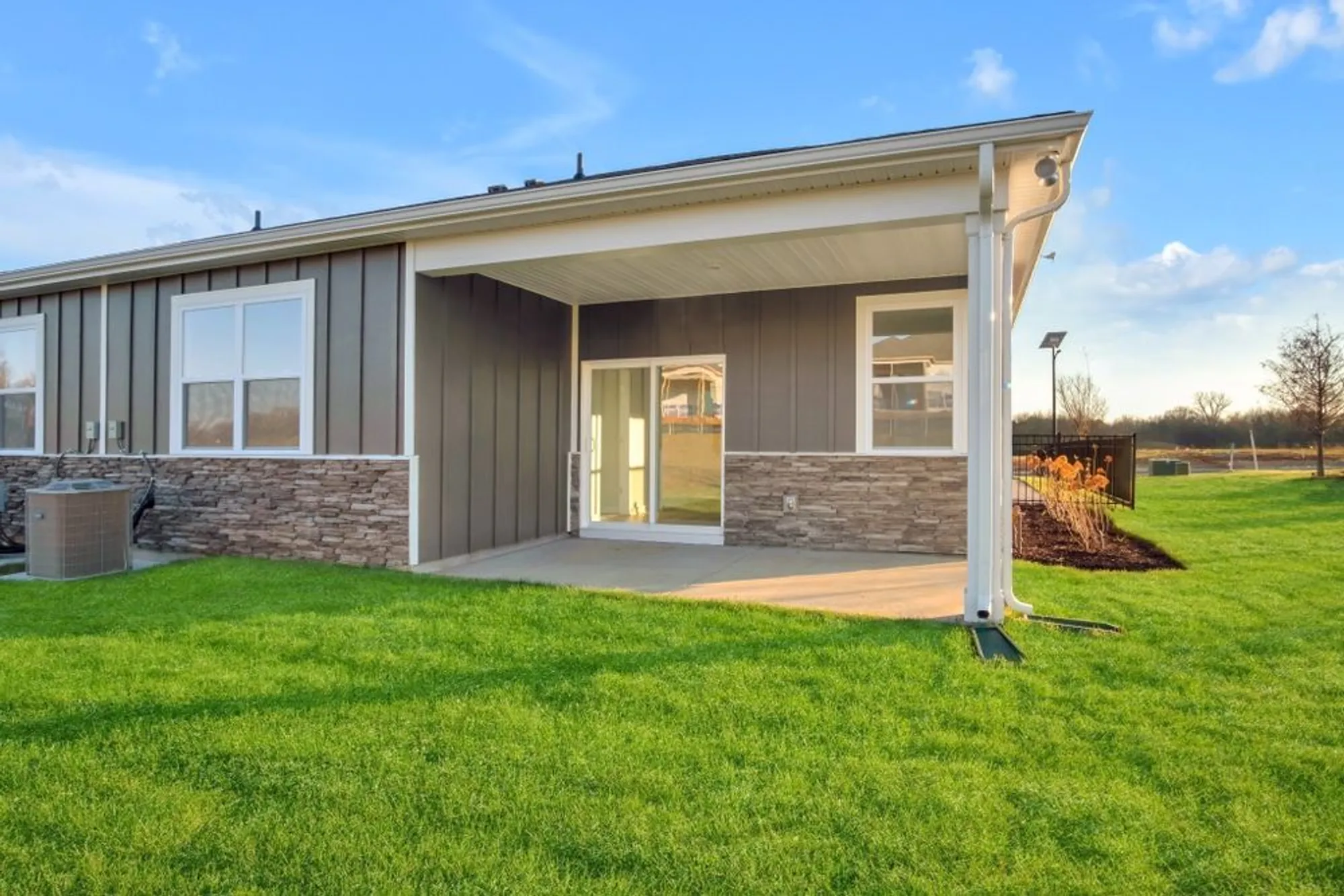 Property Slideshow image 33 of 67 | 2233 holmesburg pvt cir, Gallatin, TN, 37066