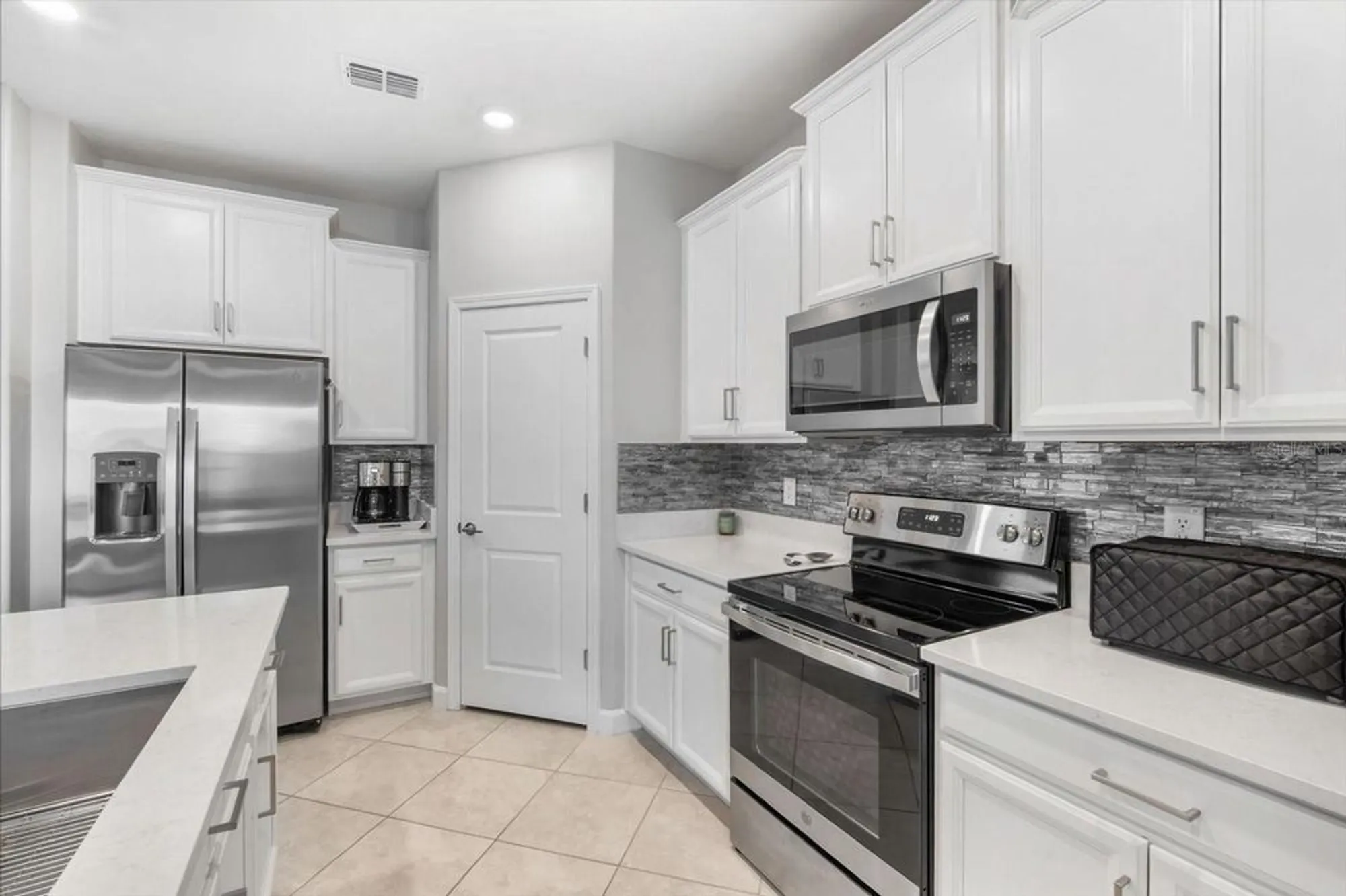 Property Slideshow image 19 of 39 | 31707 magna gulf loop, San Antonio, FL, 33576
