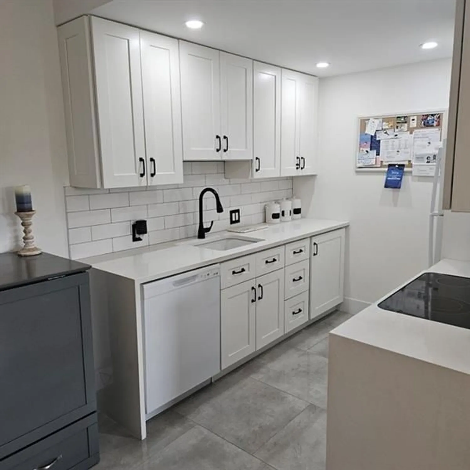 Property Slideshow image 3 of 17 | 4701 martinique dr h4, Coconut Creek, FL, 33066