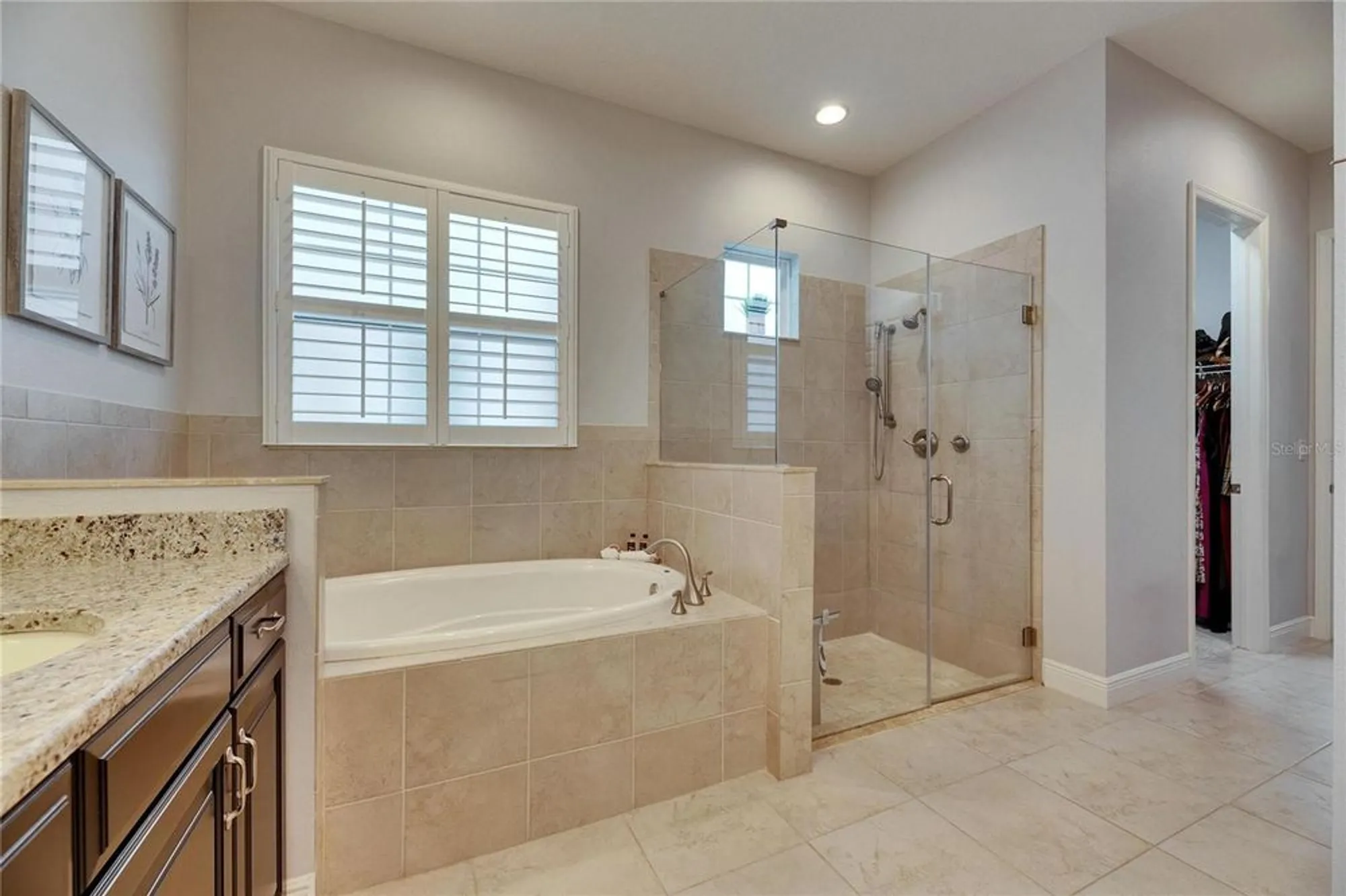 Property Slideshow image 40 of 75 | 624 winterside dr, Apollo Beach, FL, 33572