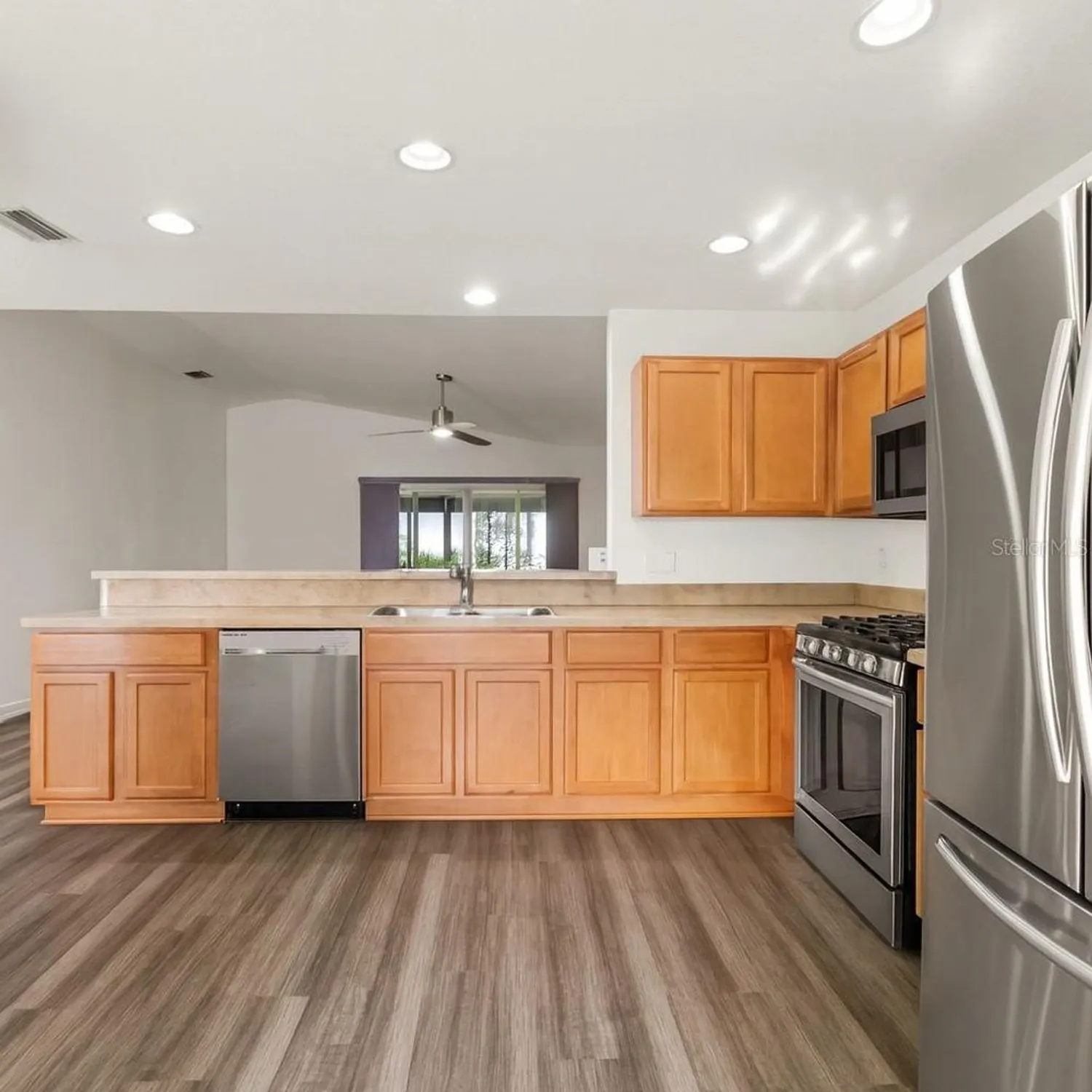 Property Slideshow image 6 of 35 | 15819 sw 13th cir, Ocala, FL, 34473