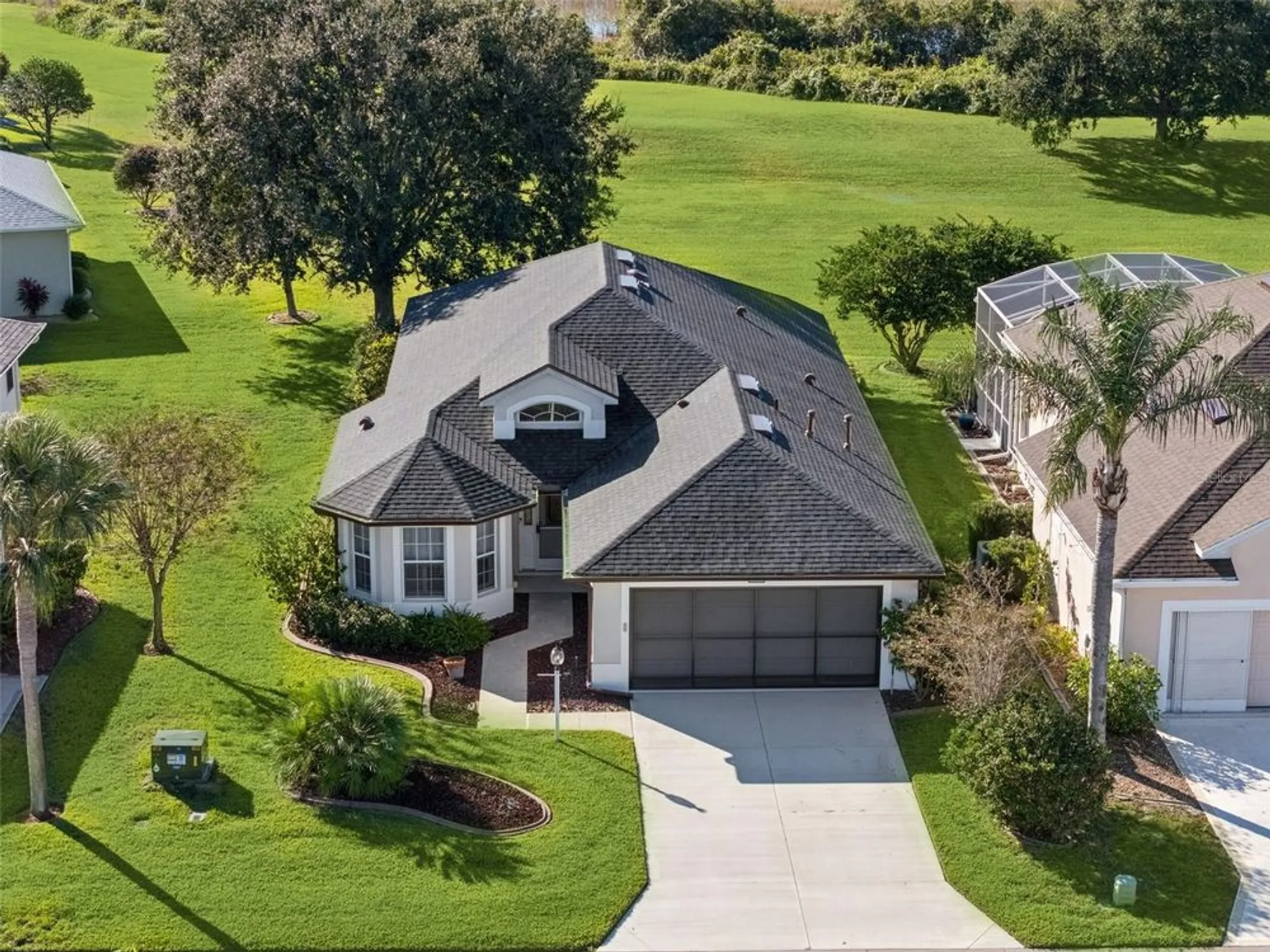 Property Slideshow image 5 of 61 | 5454 sir churchill dr, Leesburg, FL, 34748