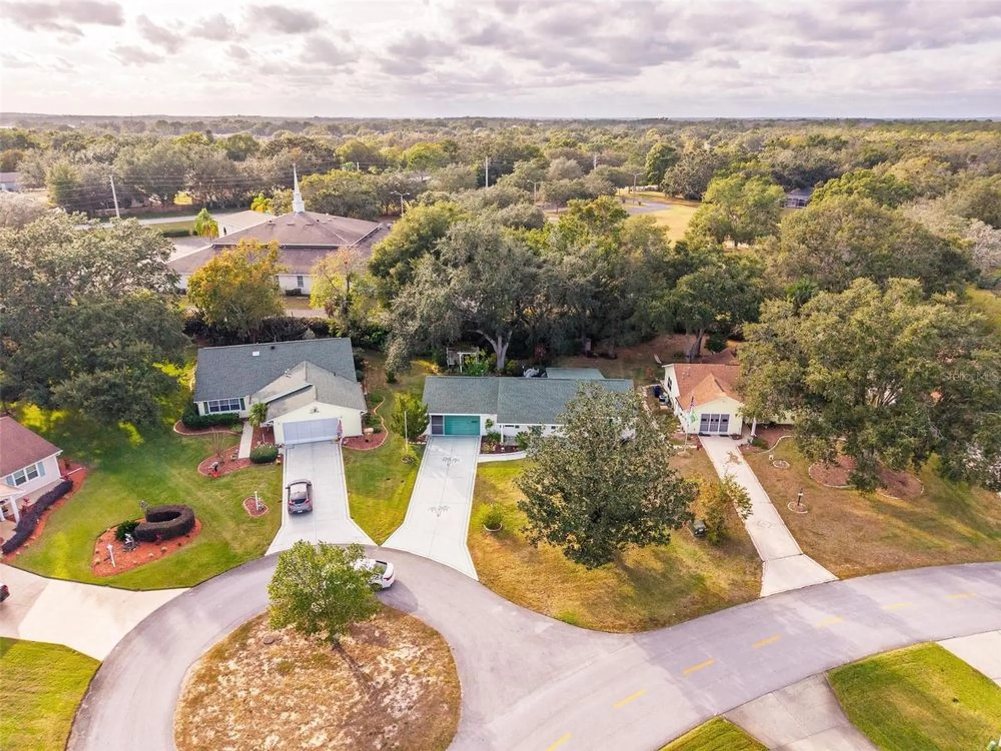 Property Slideshow image 5 of 34 | 2215 orkney dr, Leesburg, FL, 34788