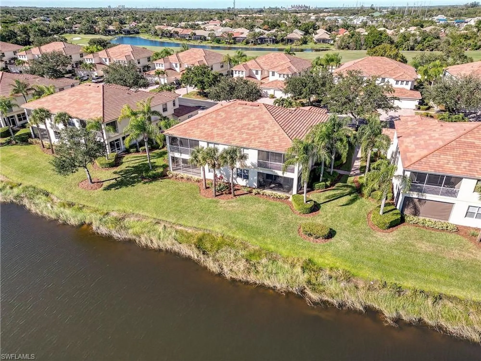 Property Slideshow image 9 of 44 | 3090 meandering way 101, Fort Myers, FL, 33905