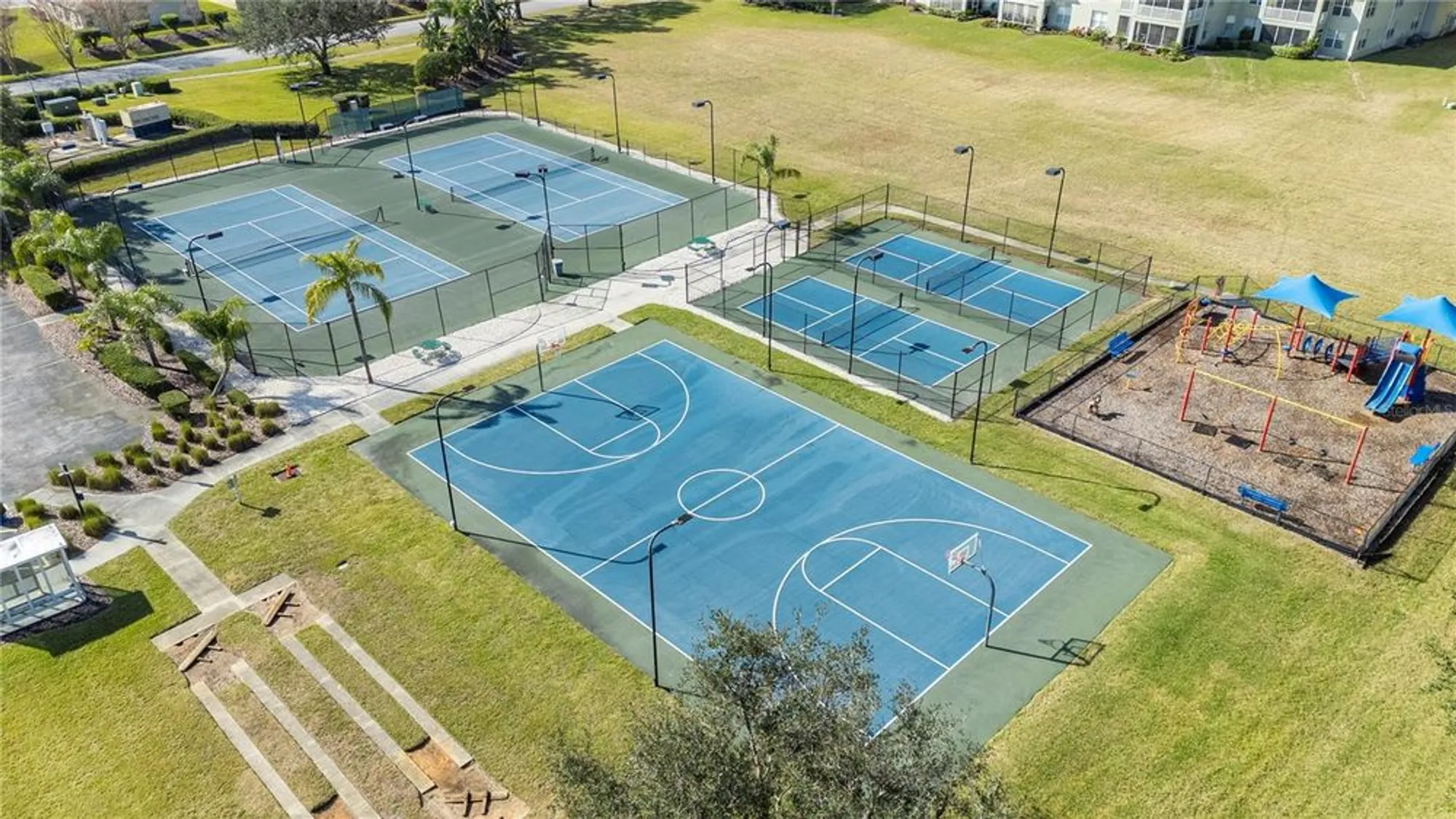 Property Slideshow image 38 of 41 | 4015 windchime ln, Lakeland, FL, 33811