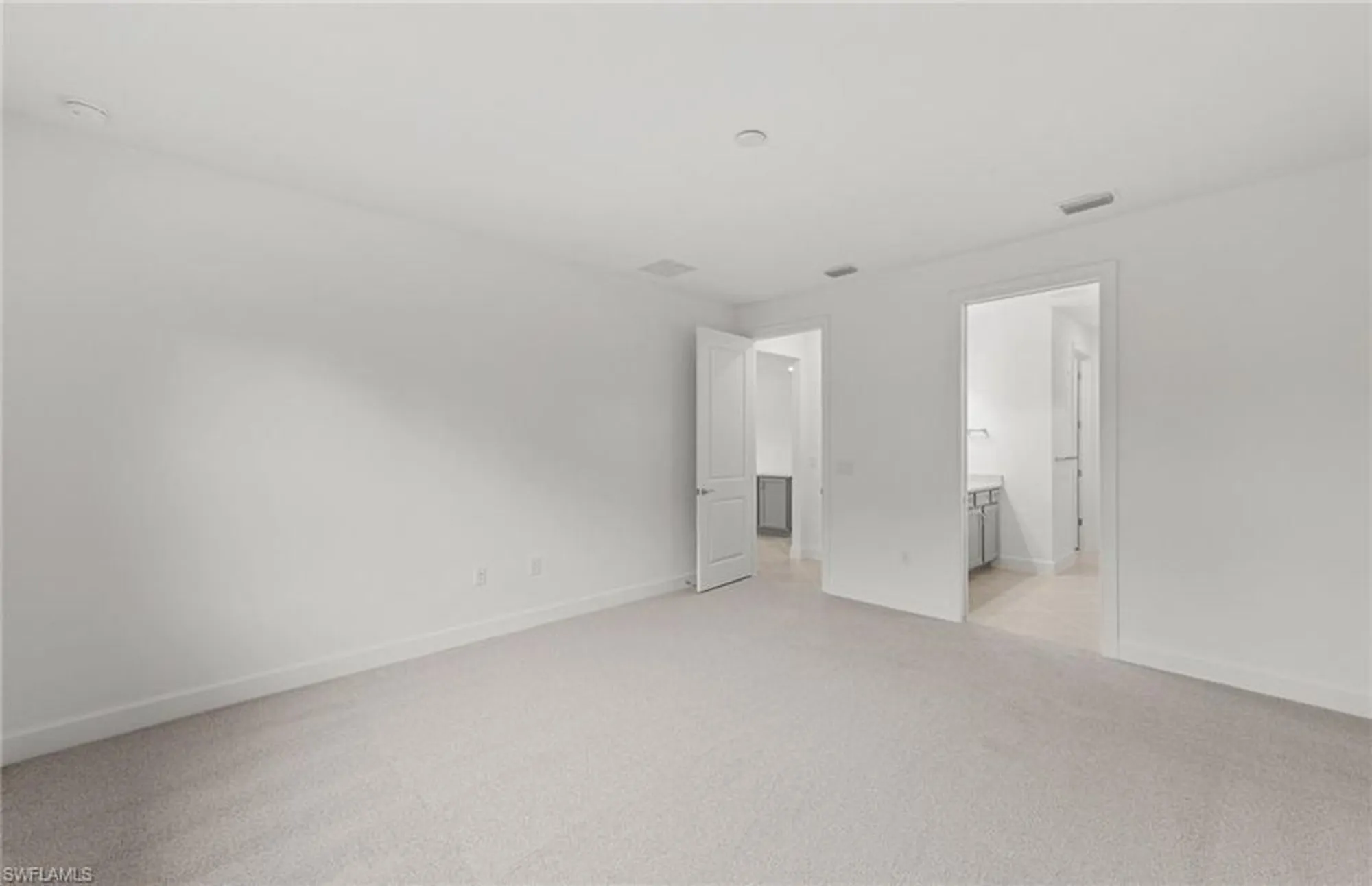 Property Slideshow image 17 of 47 | 7601 paradise tree dr, North Fort Myers, FL, 33917