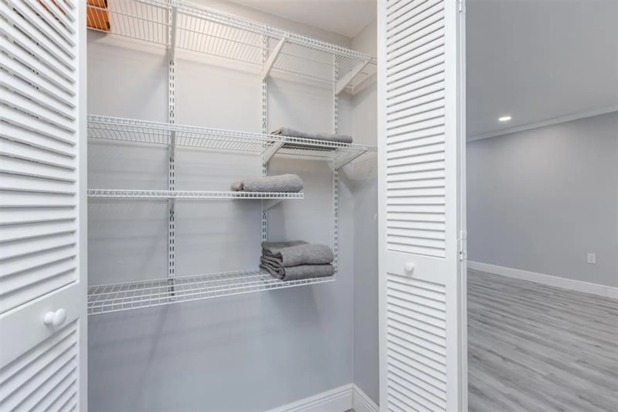 Property Slideshow image 32 of 43 | 9856 marina blvd 1314, Boca Raton, FL, 33428