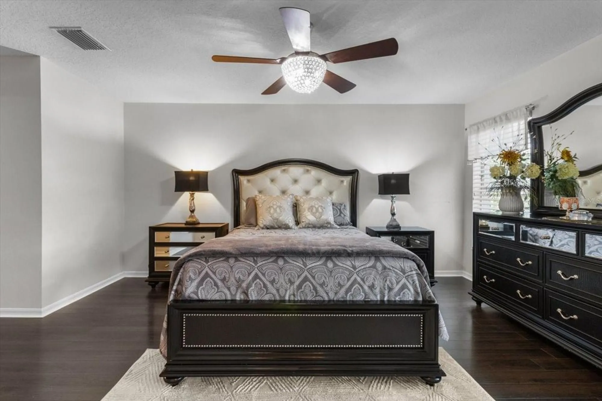 Property Slideshow image 27 of 34 | 1142 wolford dr, Trinity, FL, 34655