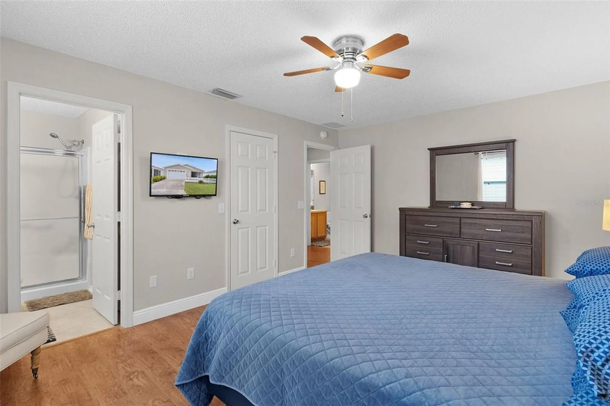 Property Slideshow image 24 of 55 | 2595 ascot loop, The Villages, FL, 32162