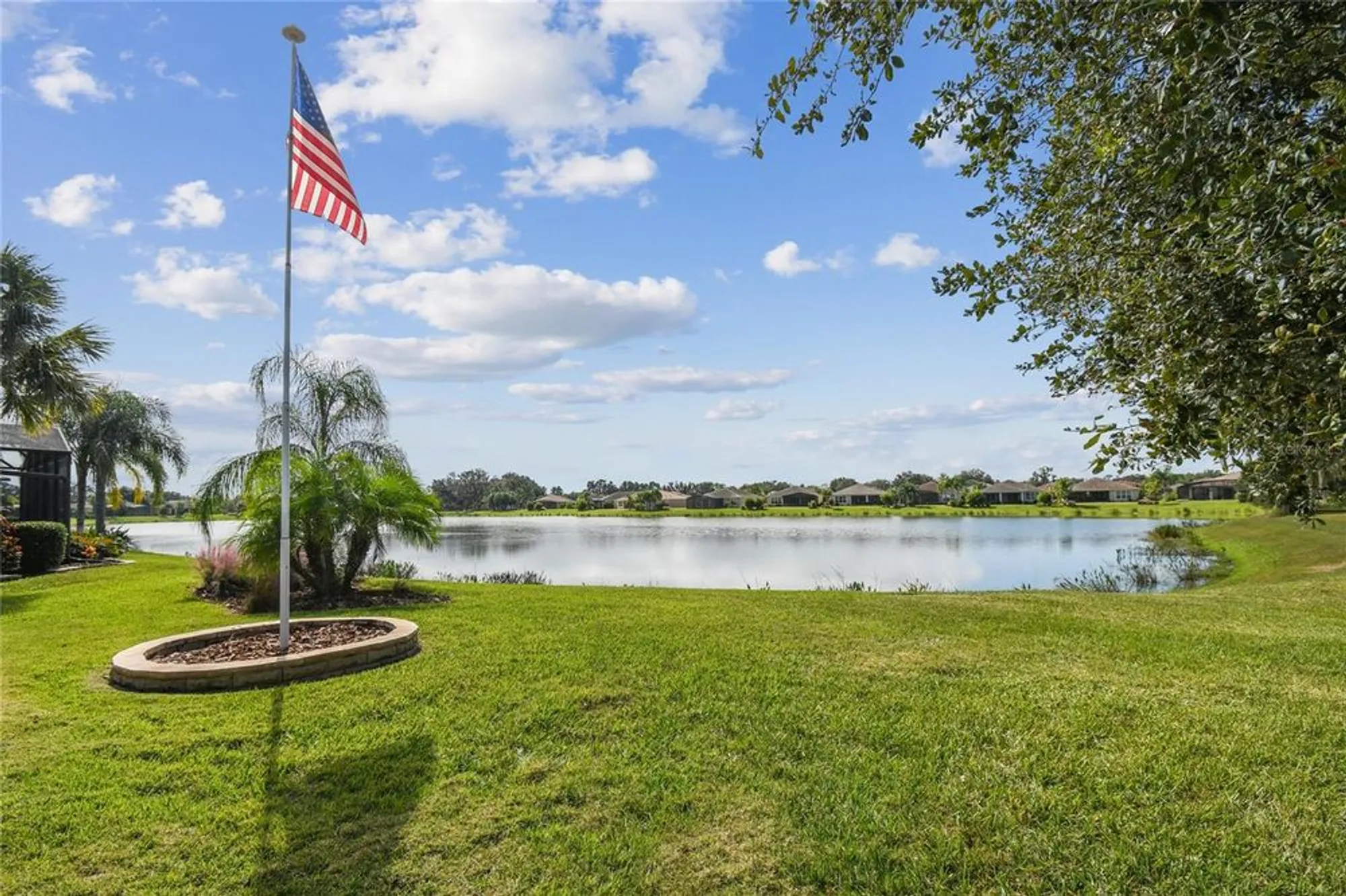 Property Slideshow image 53 of 67 | 333 via torrente dr, Poinciana, FL, 34759