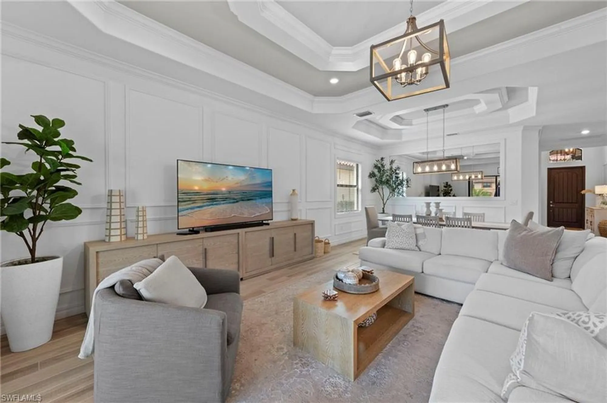 Property Slideshow image 7 of 49 | 28009 foxrock ct, Bonita Springs, FL, 34135