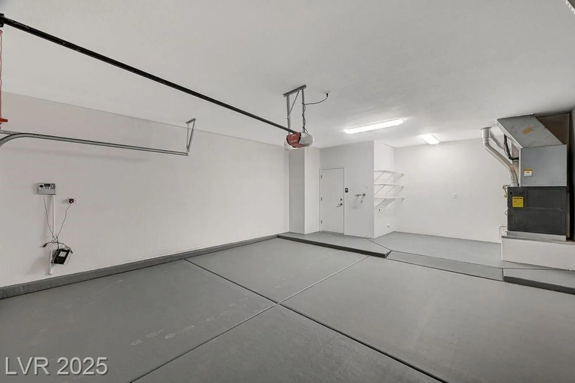 Property Slideshow image 16 of 32 | 10525 findlay ave, Las Vegas, NV, 89134