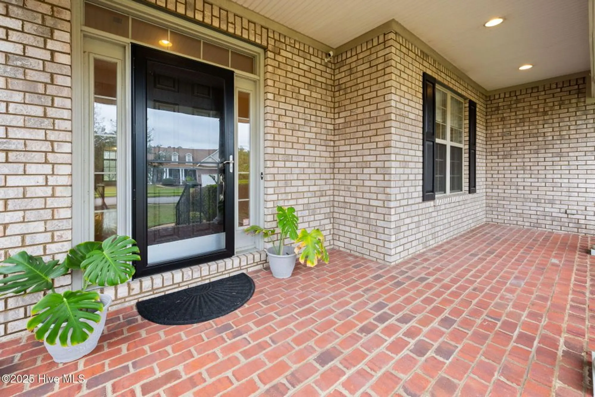 Property Slideshow image 13 of 63 | 1127 walbury ct, Leland, NC, 28451