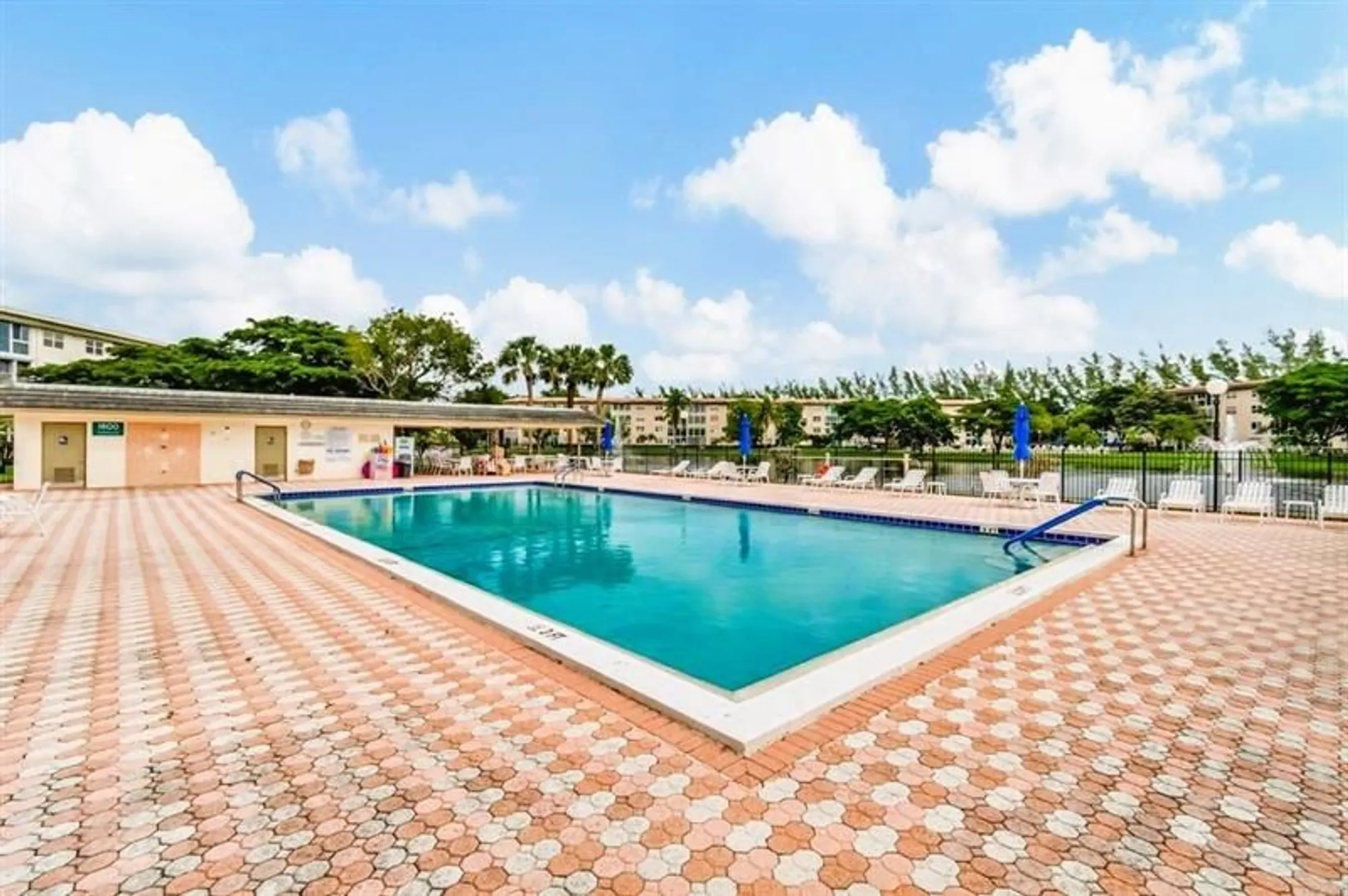 Property Slideshow image 20 of 27 | 1803 eleuthera pt j2, Coconut Creek, FL, 33066