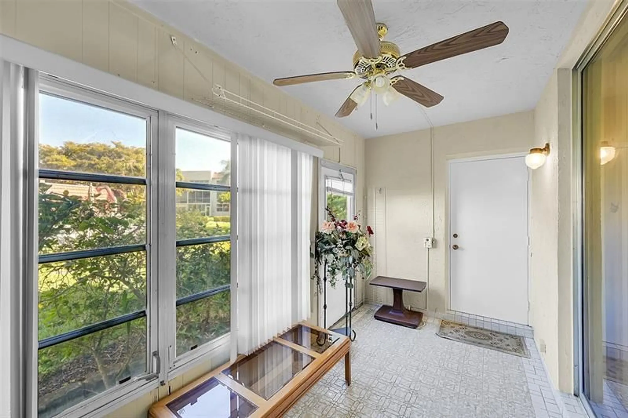 Property Slideshow image 27 of 28 | 6800 royal palm blvd apt 102, Margate, FL, 33063