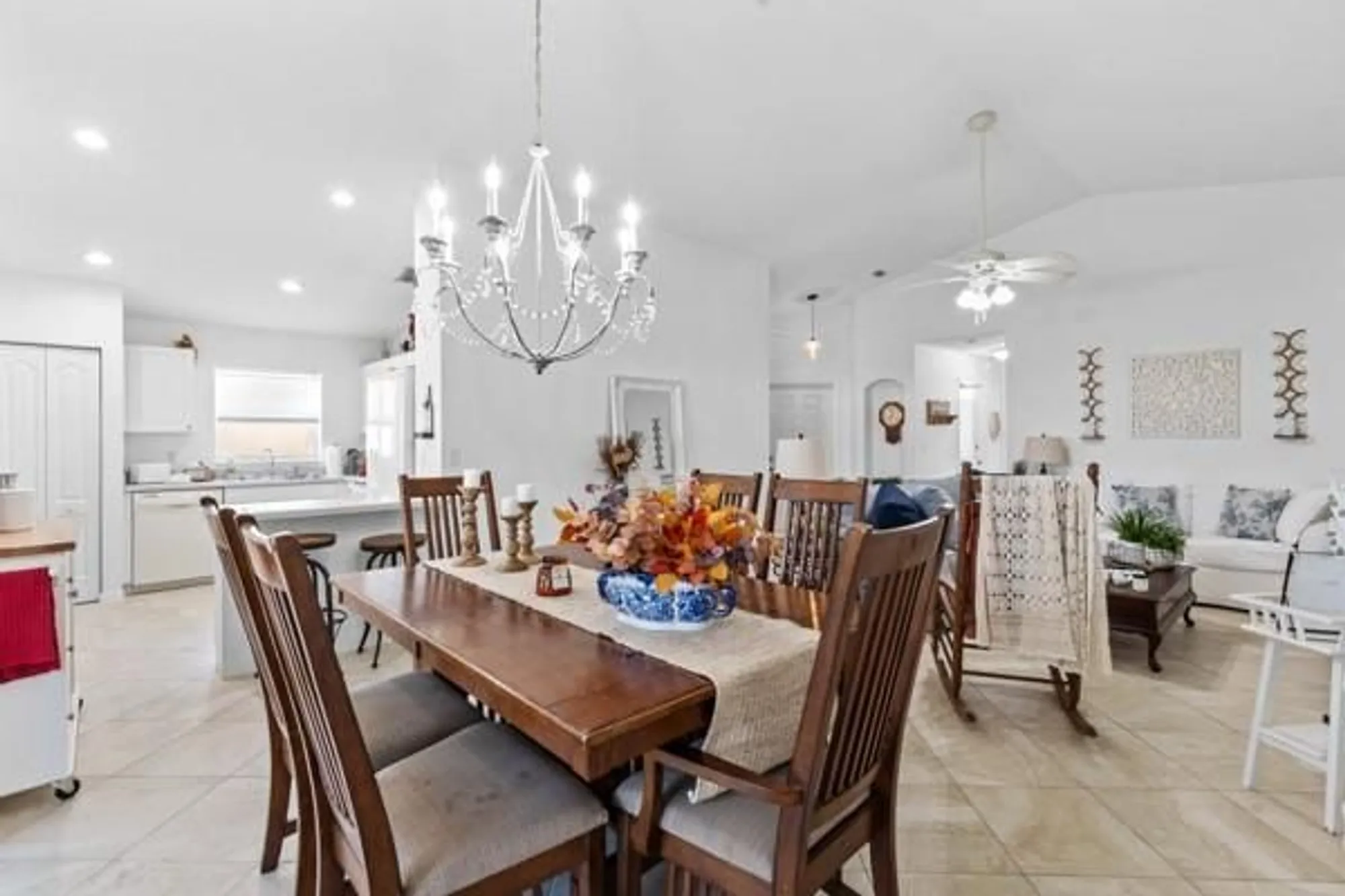 Property Slideshow image 7 of 25 | 304 sw north shore blvd, Port Saint Lucie, FL, 34986