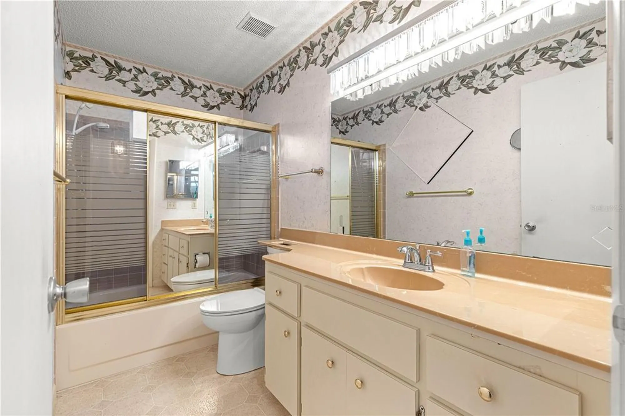 Property Slideshow image 10 of 31 | 8714 sw 92nd ln a, Ocala, FL, 34481