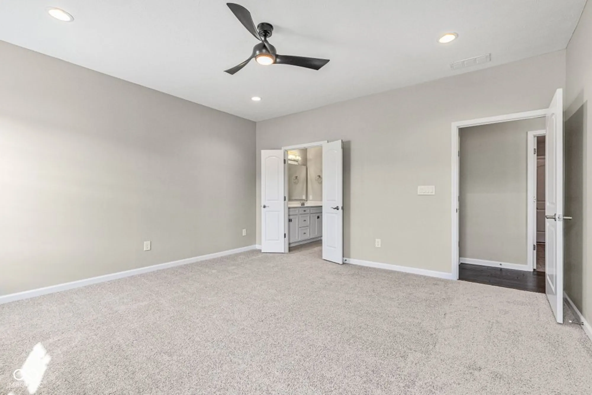 Property Slideshow image 28 of 76 | 8643 twain ln, Indianapolis, IN, 46239