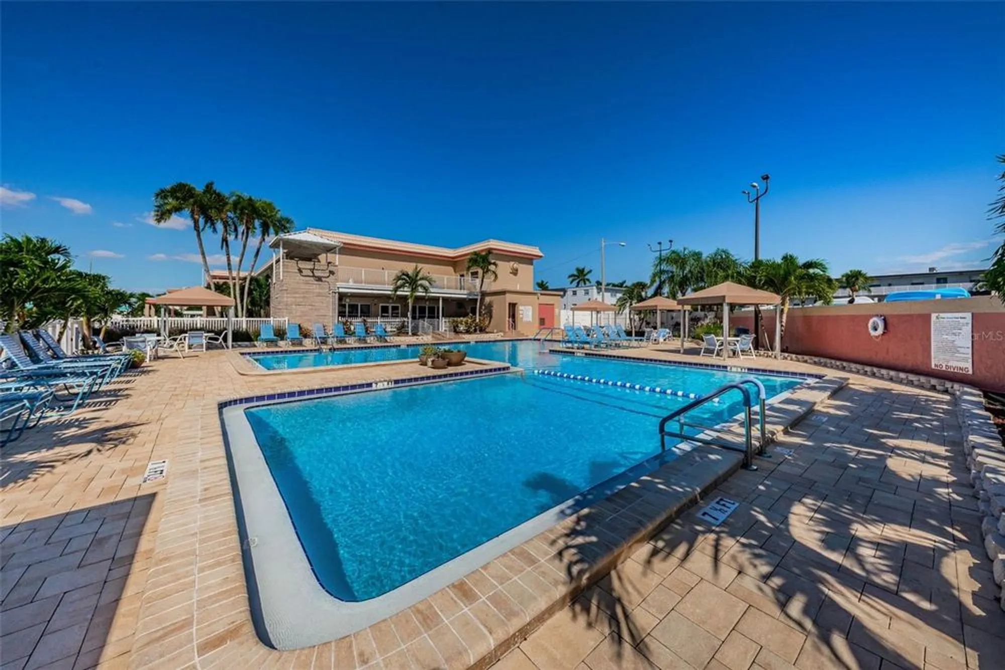 Property Slideshow image 15 of 30 | 3010 59th st 303, Gulfport, FL, 33707