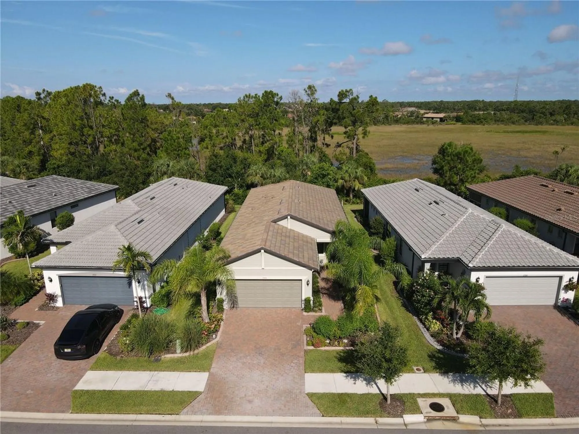 Property Slideshow image 5 of 64 | 2555 brassica dr, North Port, FL, 34289